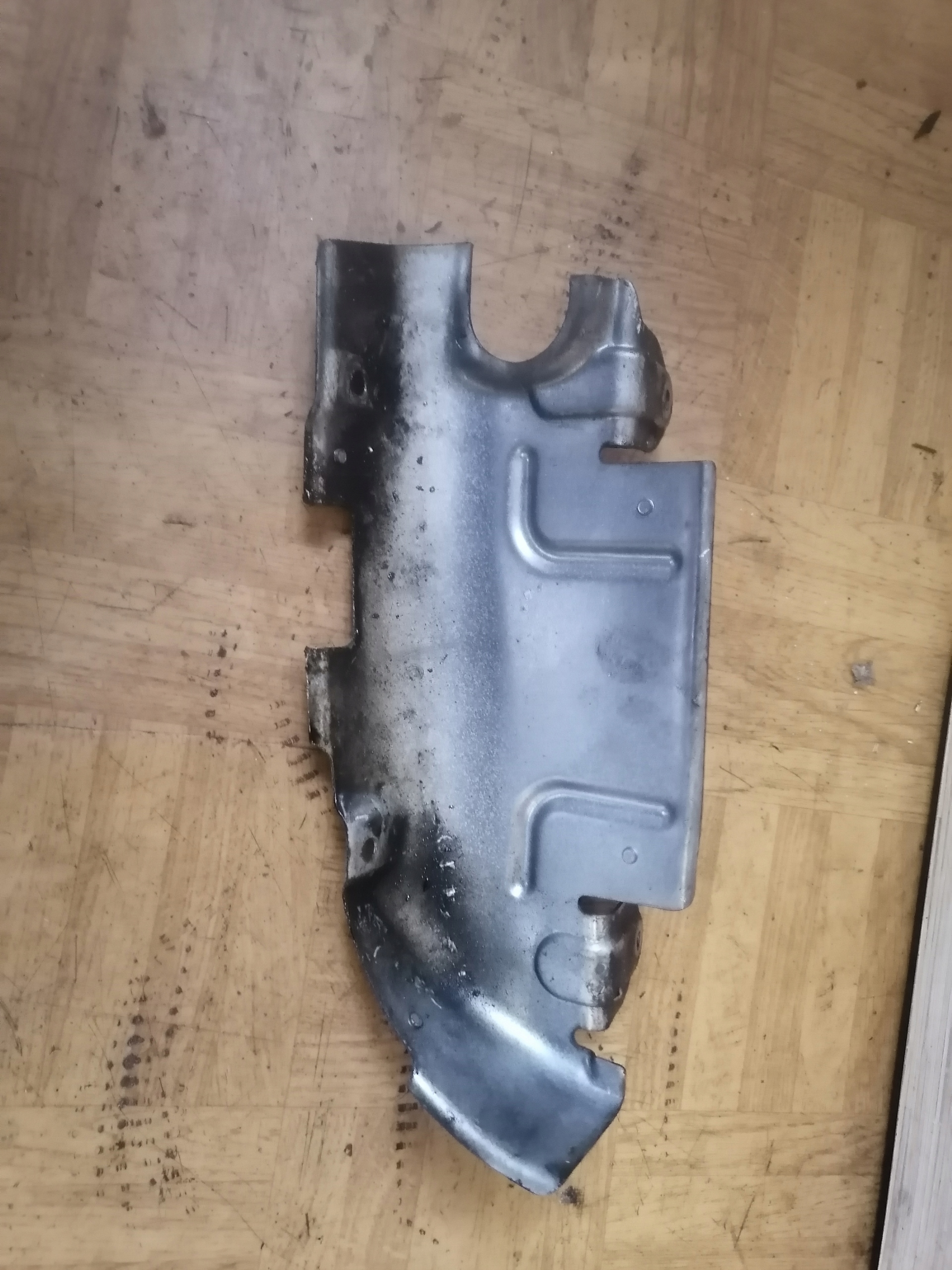 cover header pipe AUDI AUDI A6 C6 06E253037J