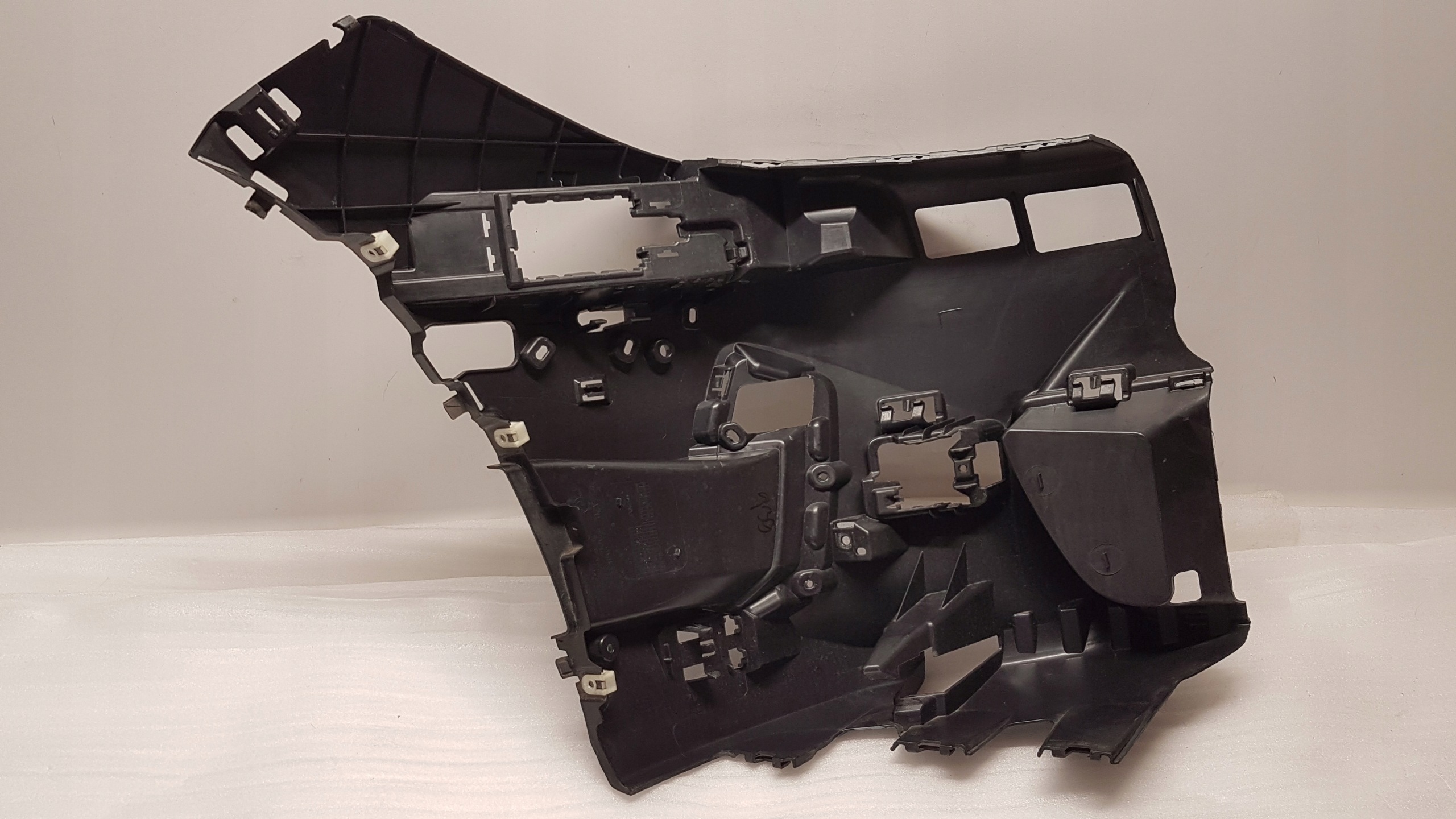 bumper bracket left front BMW 1 F70 5A35D41