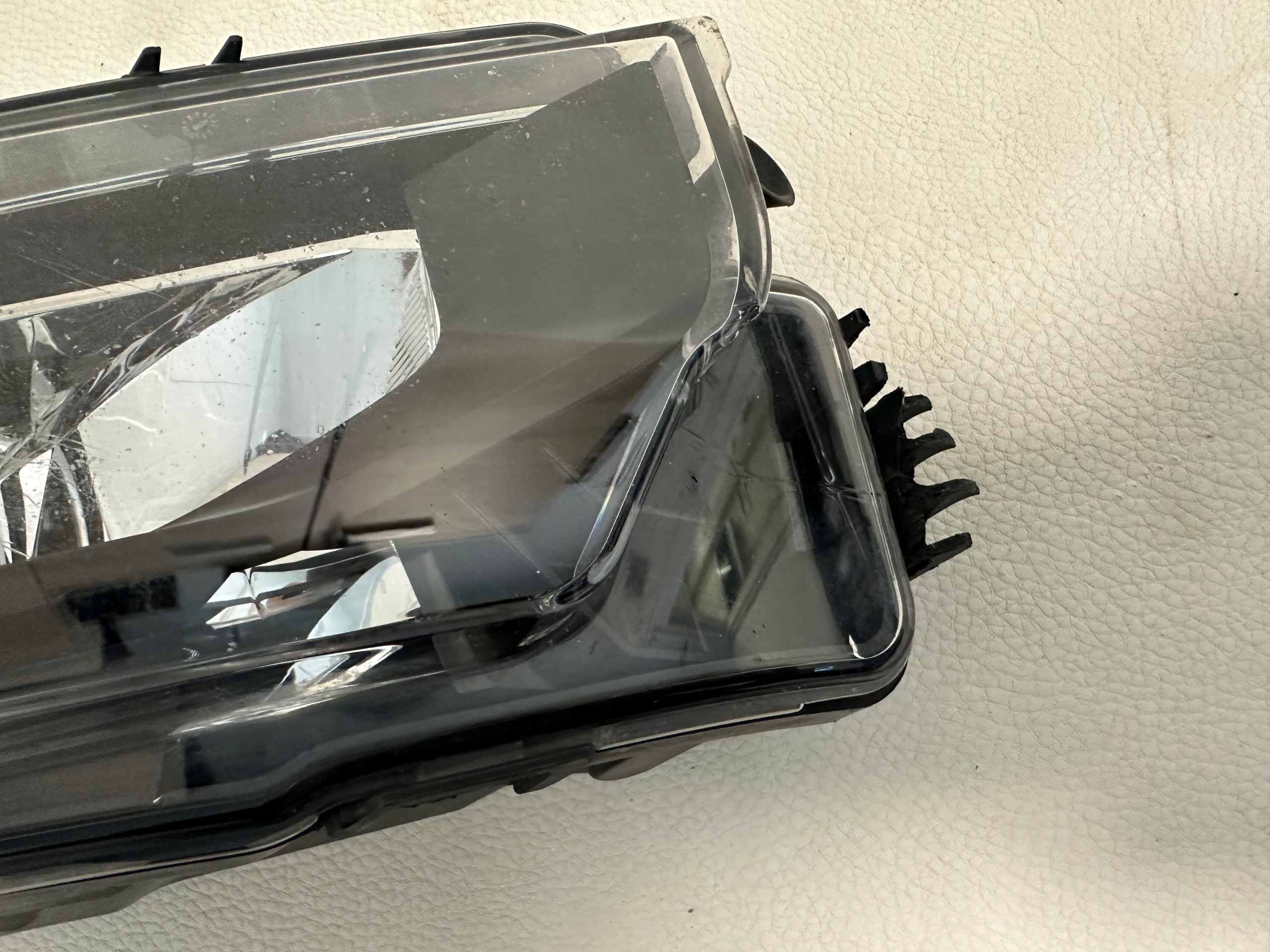Volkswagen Transporter fog light right 7E0941662B