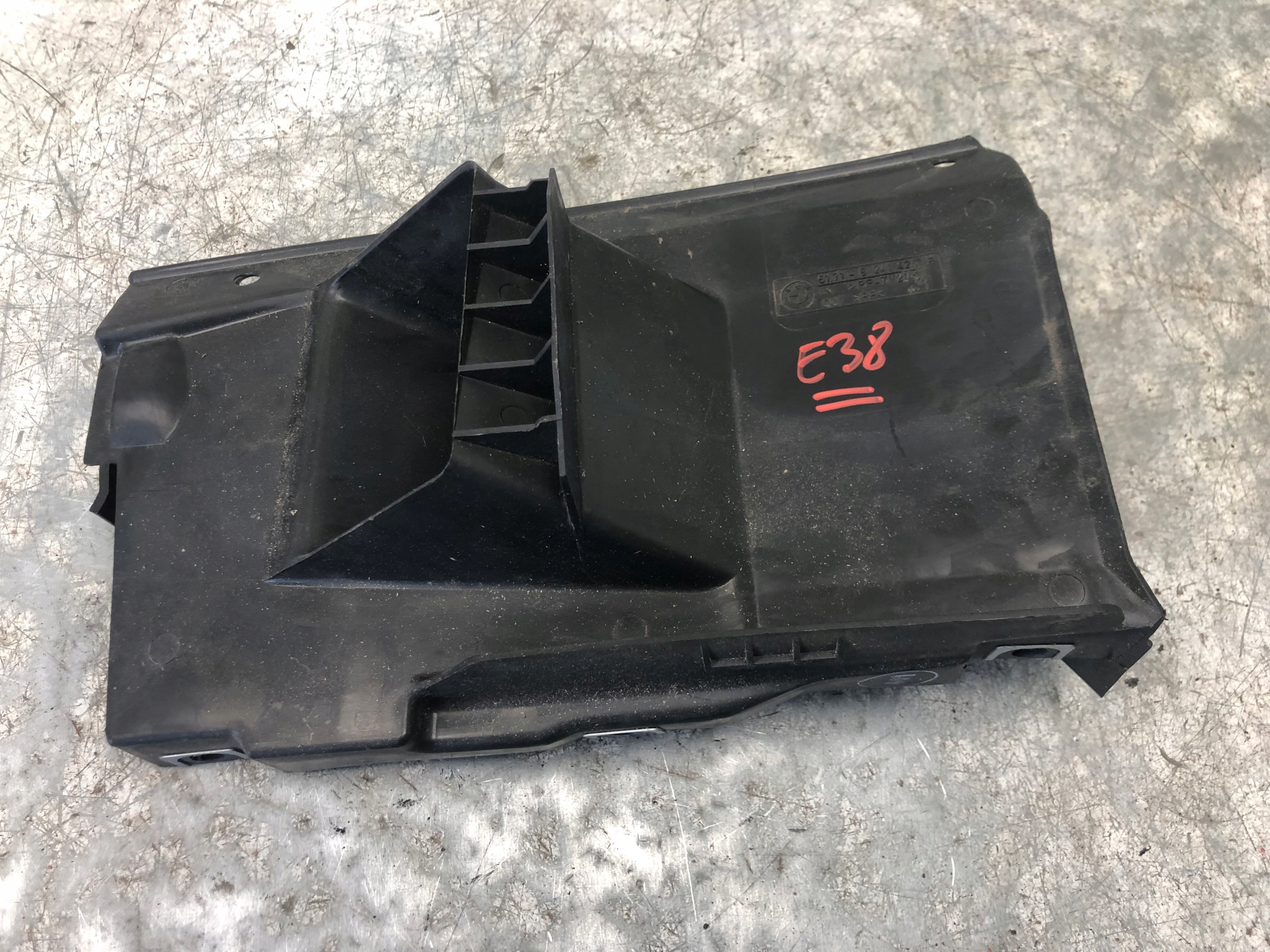 volant vzduchový pravá BMW 7 E38 8241424