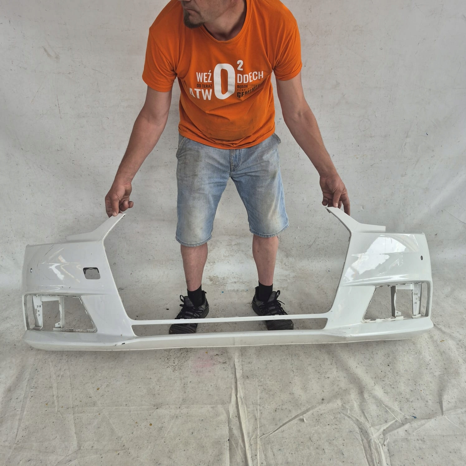 AUDI A4 B9 8W 15-19 bumper front front PDC