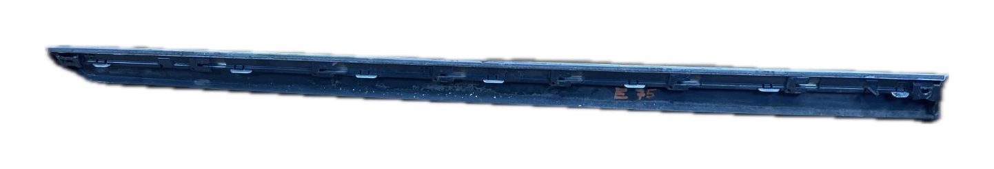 E75 VW PASSAT B8 moulding door left rear part 3G0854949K