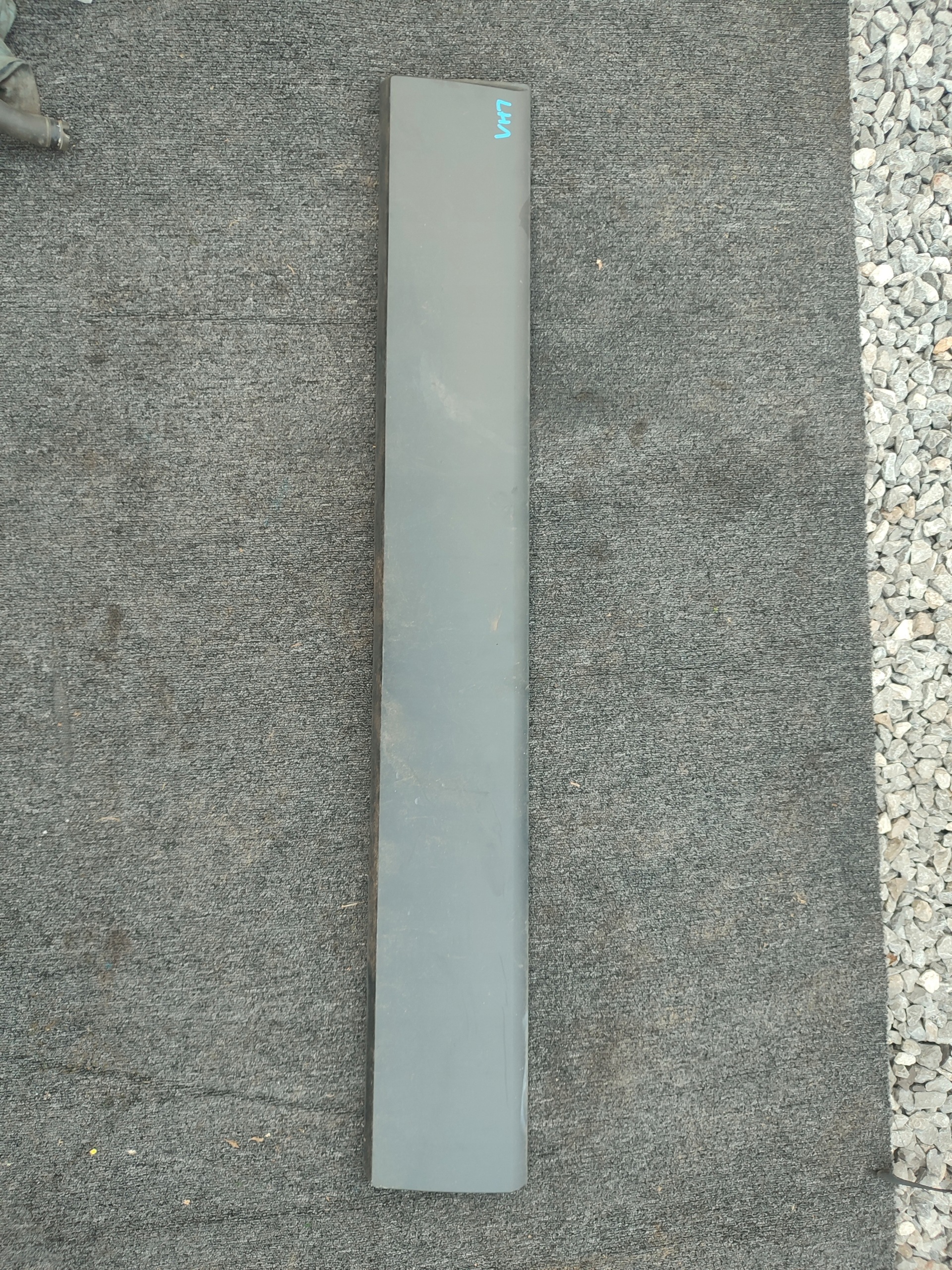 moulding side left RENAULT TRAFIC III 14- 768556674R