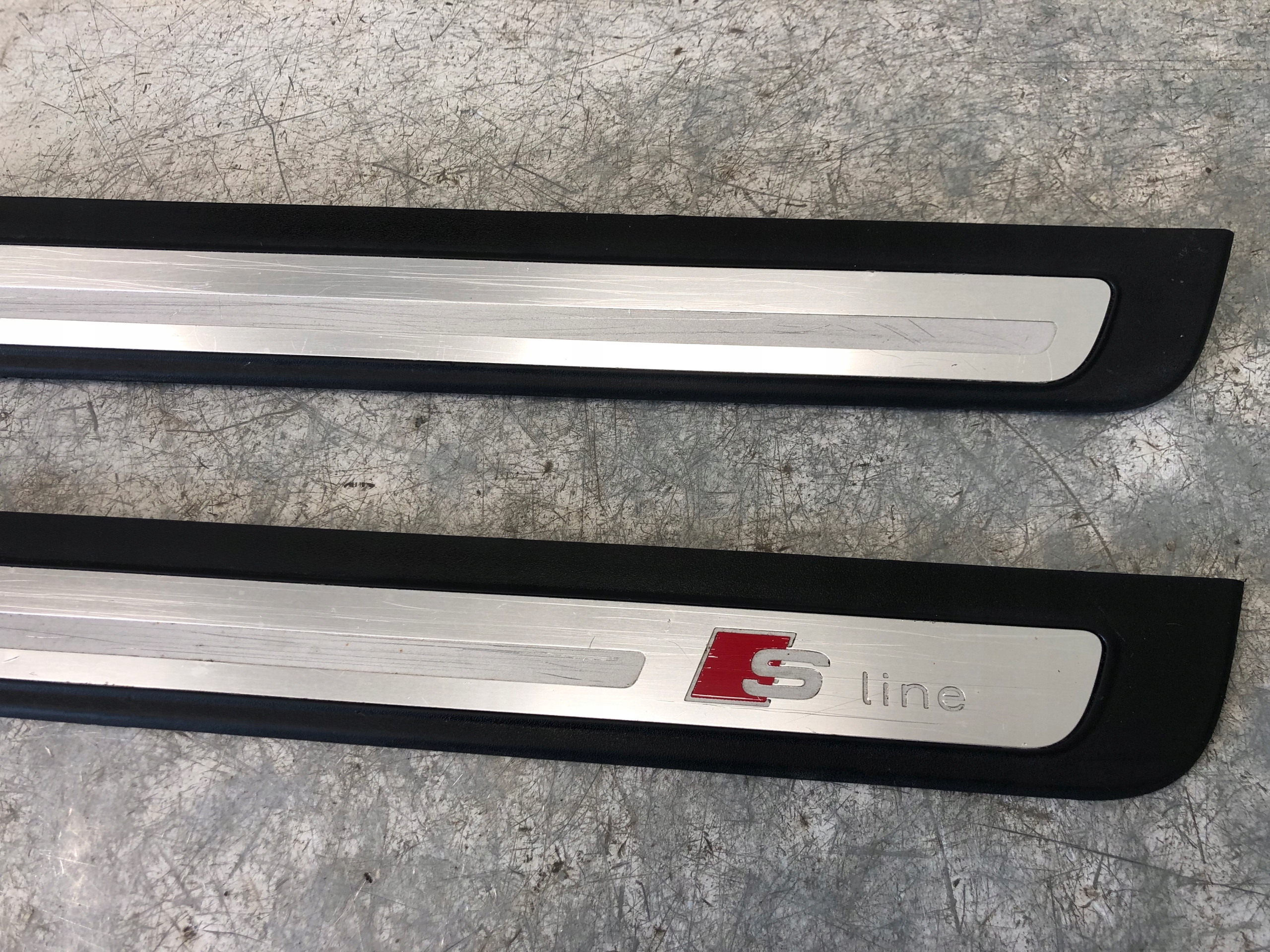 moulding threshold left right S-LINE AUDI A5 COUPE
