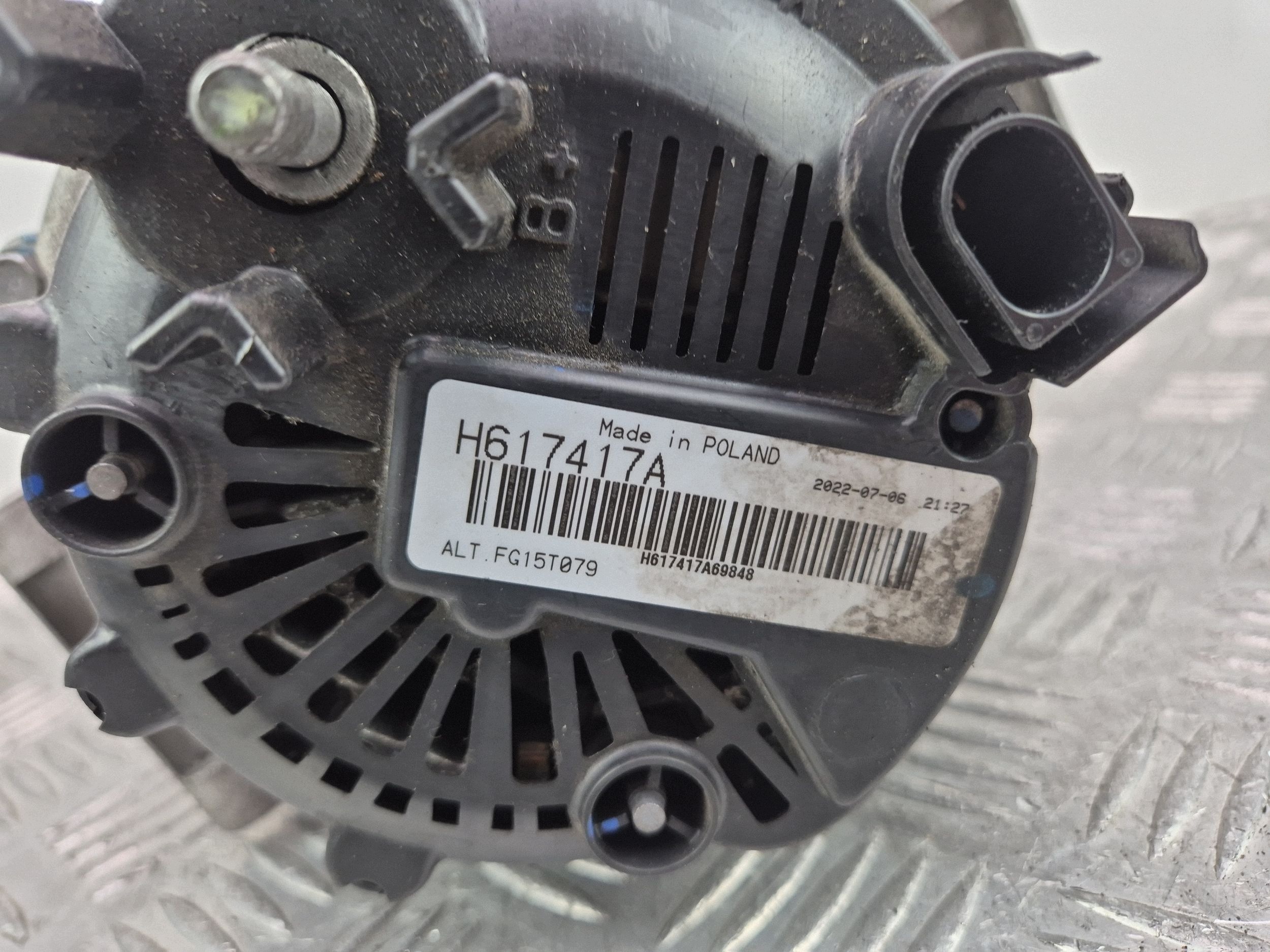 Mercedes 271860 E200 CGI W212 1.8 Alternator A0009067902