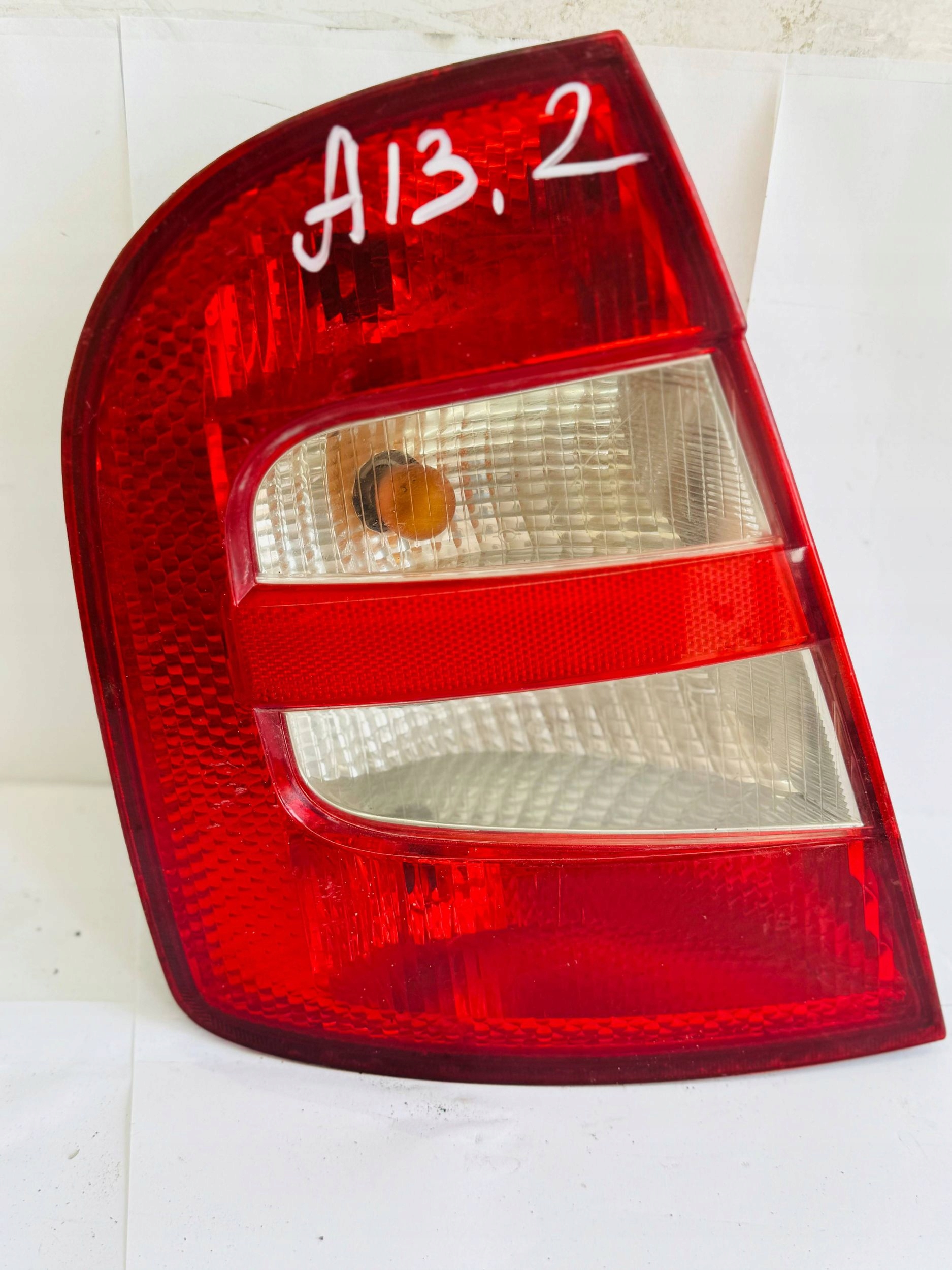 light rear part left FABIA and HB 6Y6945111B 99-04r