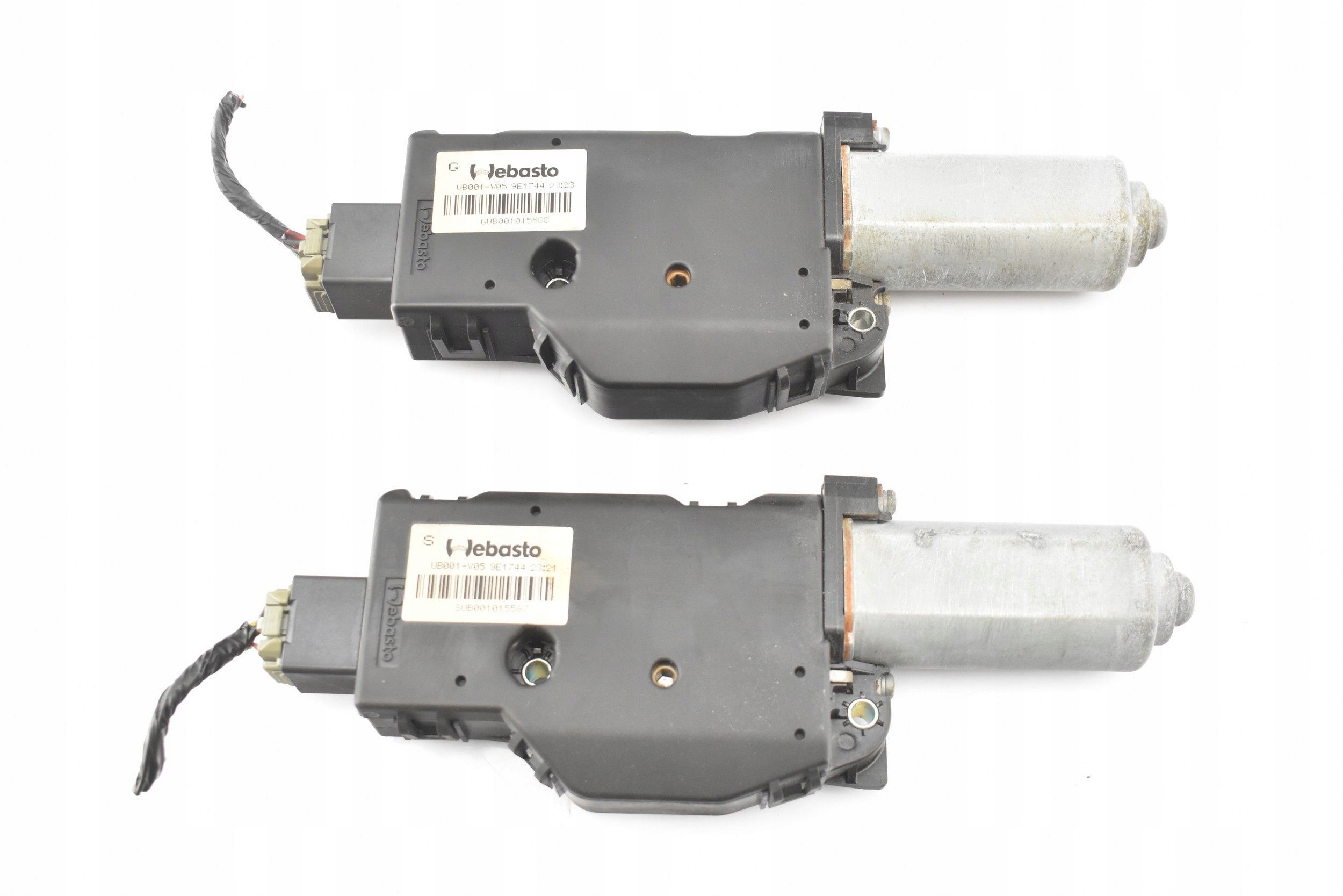 UB001-V05 - ДВИГАТЕЛЬ ПАНОРАМНОГО ЛЮКА HONDA HR-V II 15-