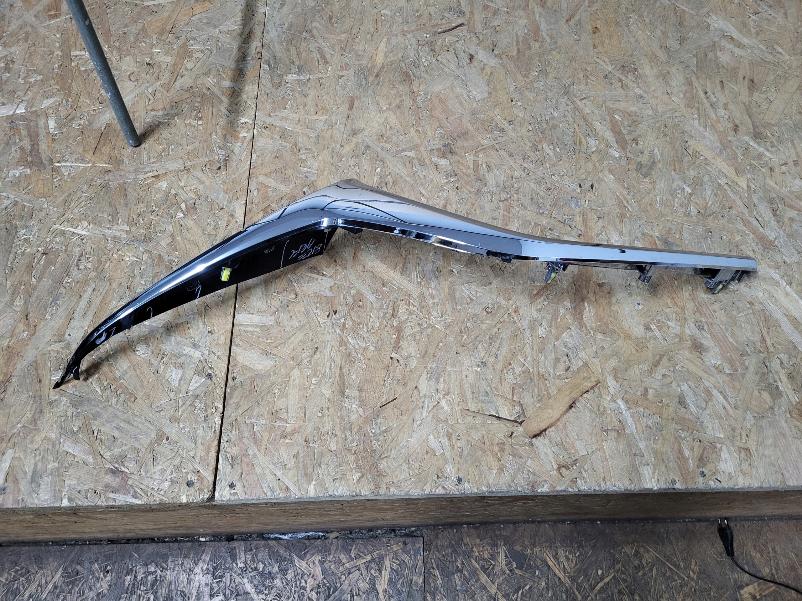 Mazda 2 DE Kühlergrill FRONTGRILL Kühlergitter DHM1507J1M - Thumbnail 7