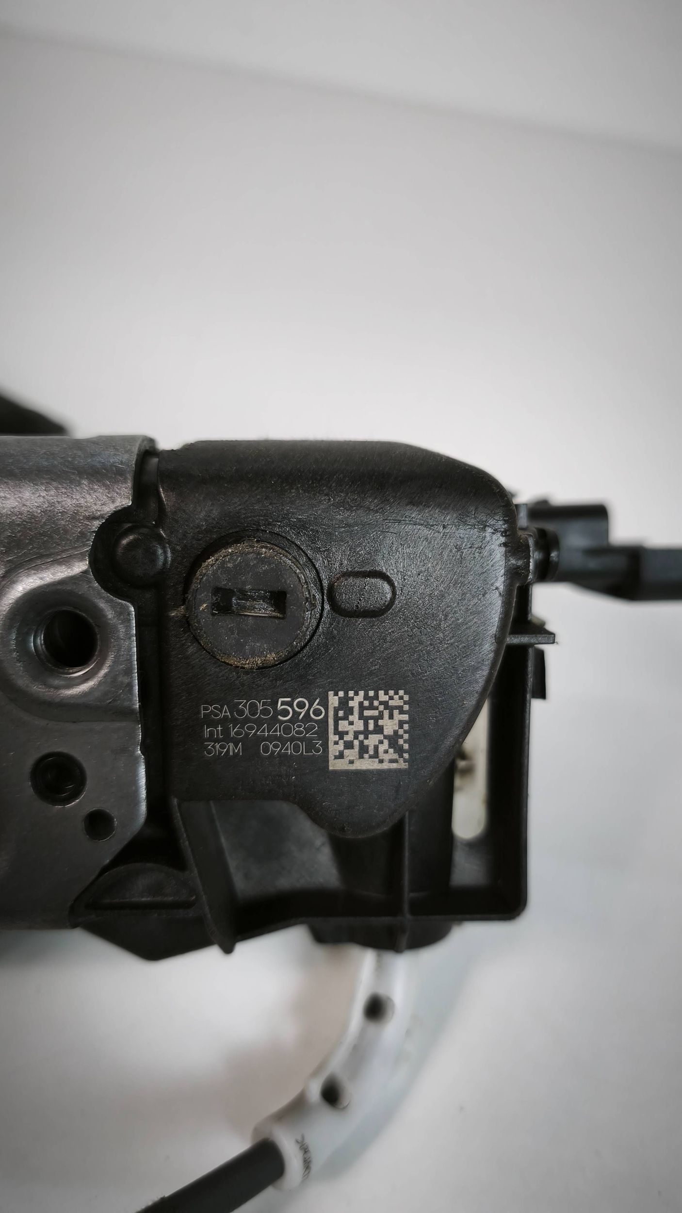 Opel Mokka B lock door of left przednich left front PSA305596