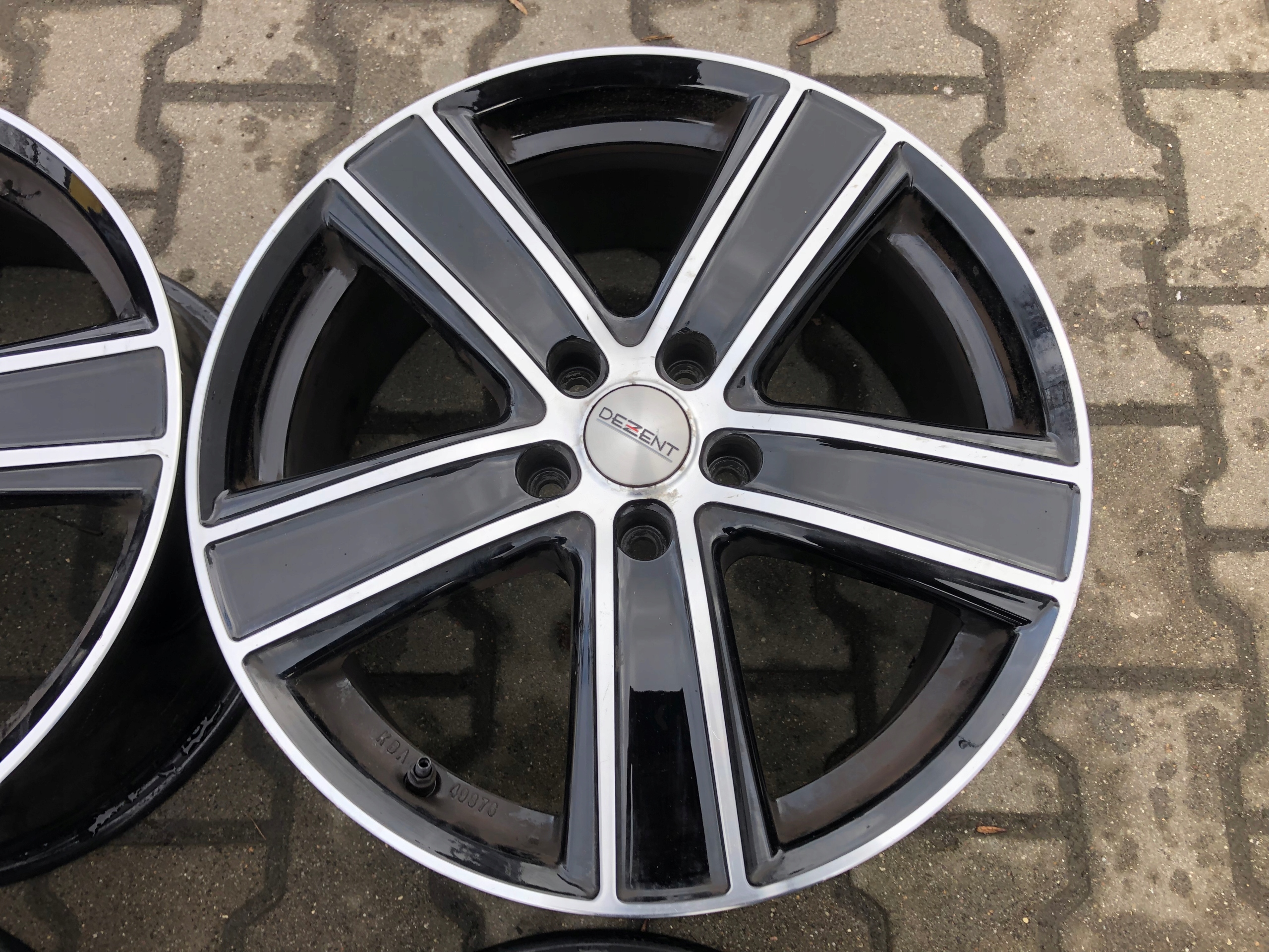 MERCEDES 176 177 Felgi 18 DEZENT TS8987 KBA 49876 Producent felg Dezent