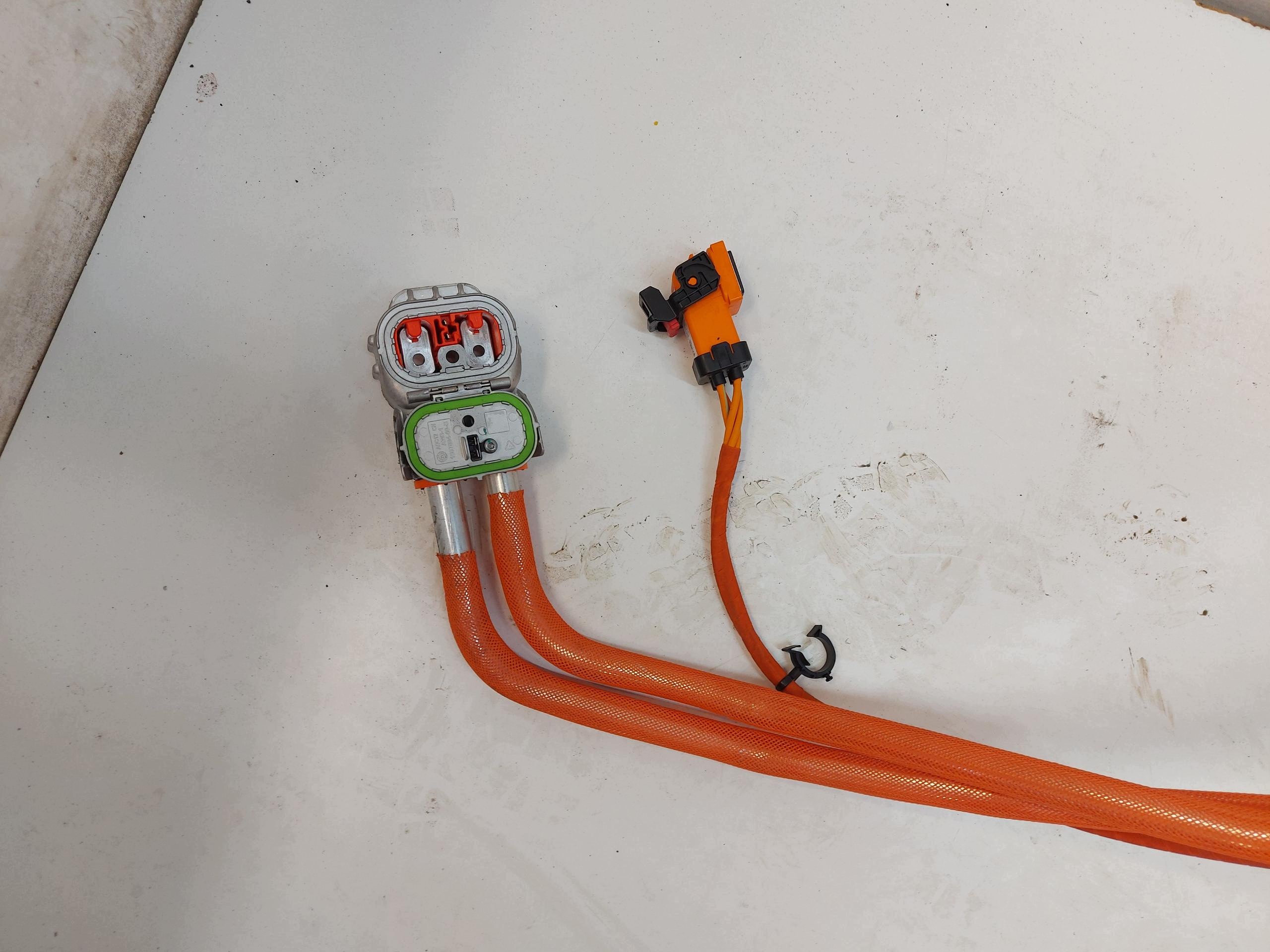 TESLA MODEL 3 2022r adapter prijenos ladowania baterii 1490374-20-D