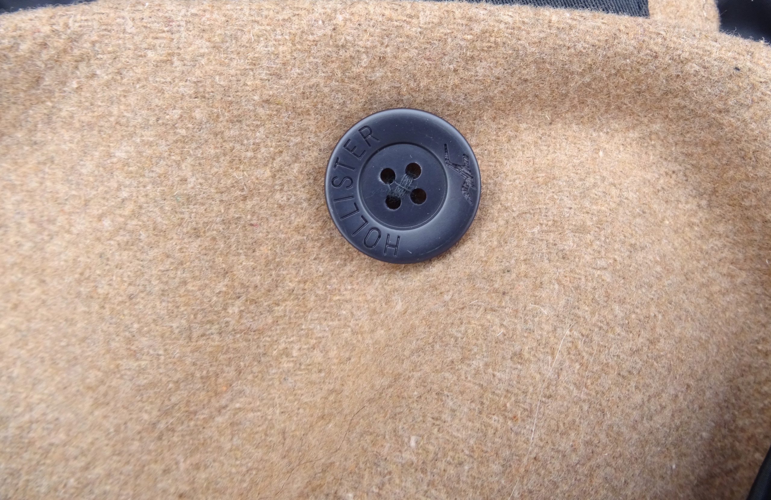 ABERCROMBIE HOLLISTER California płaszcz DYPLOMATKA - wełna Wypełnienie nie dotyczy