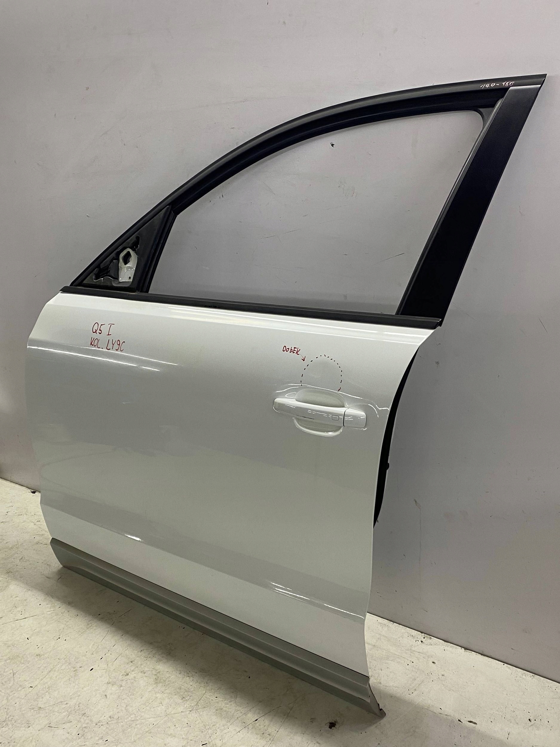 door left front left front AUDI Q5 8R colour LY9C