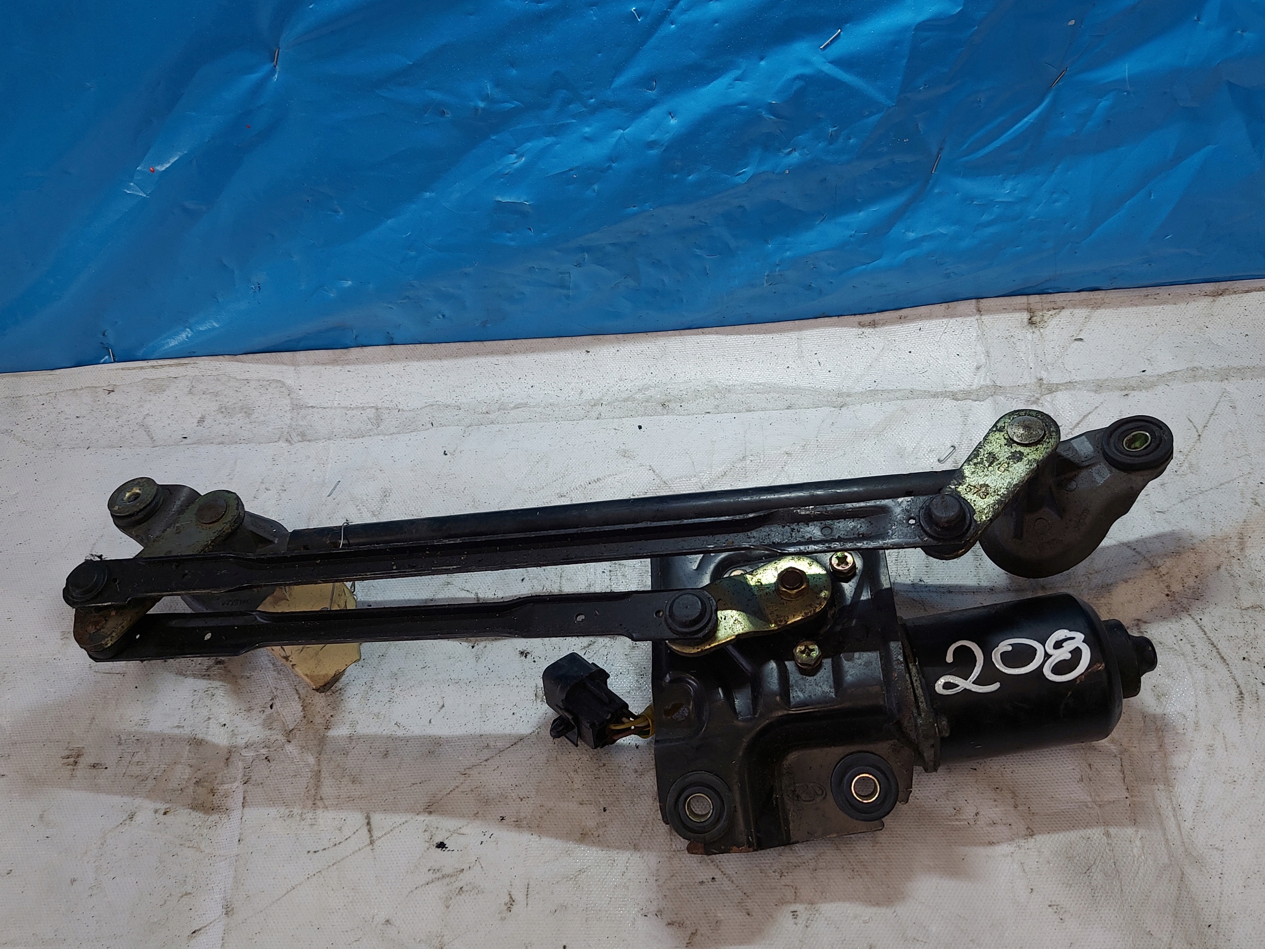 wiper mechanism HYUNDAI GETZ 981001C100 front