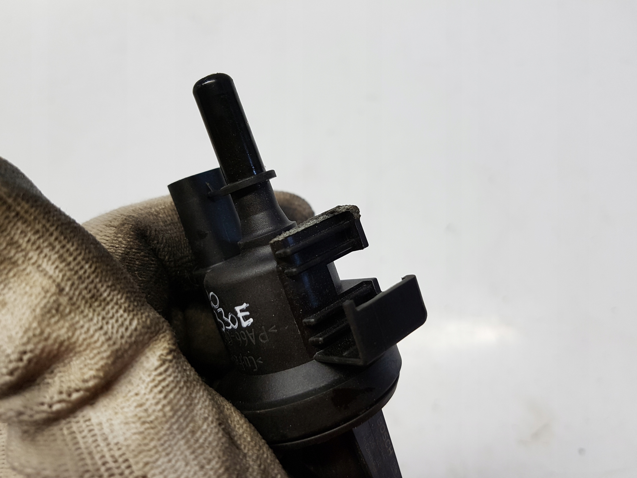 BMW G20 330e Sensor ODPOWIETRZANIA 7643106