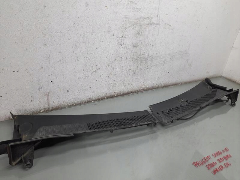 PODSZYBIE PEUGEOT 5008 II GT LIFT 98362005XT 98362007XT 98150812XT Typ samochodu Samochody osobowe