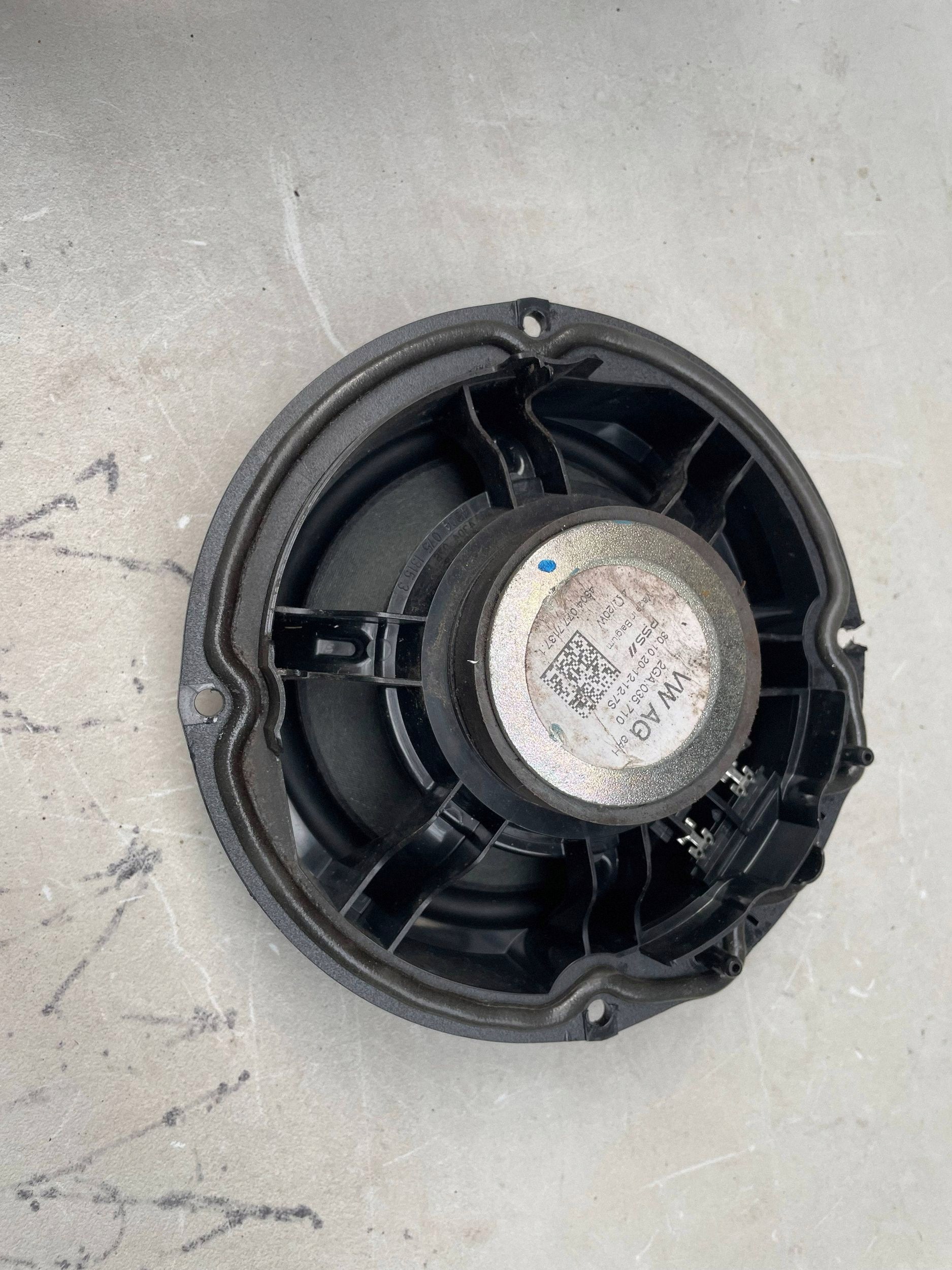 speaker door rear VOLKSWAGEN T-ROC 2GA035710 @M