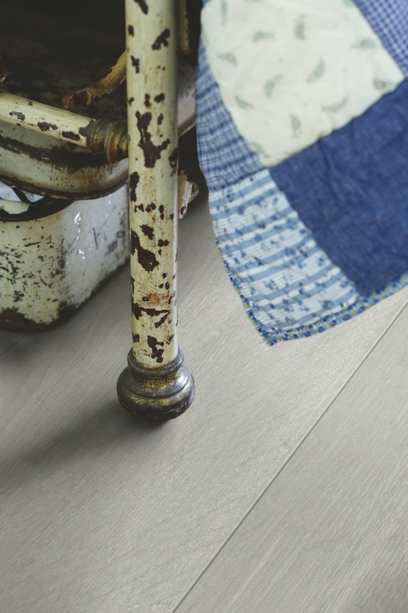 Panele laminowane PERGO Modern Plank Dąb szary Kod producenta L0231-03367