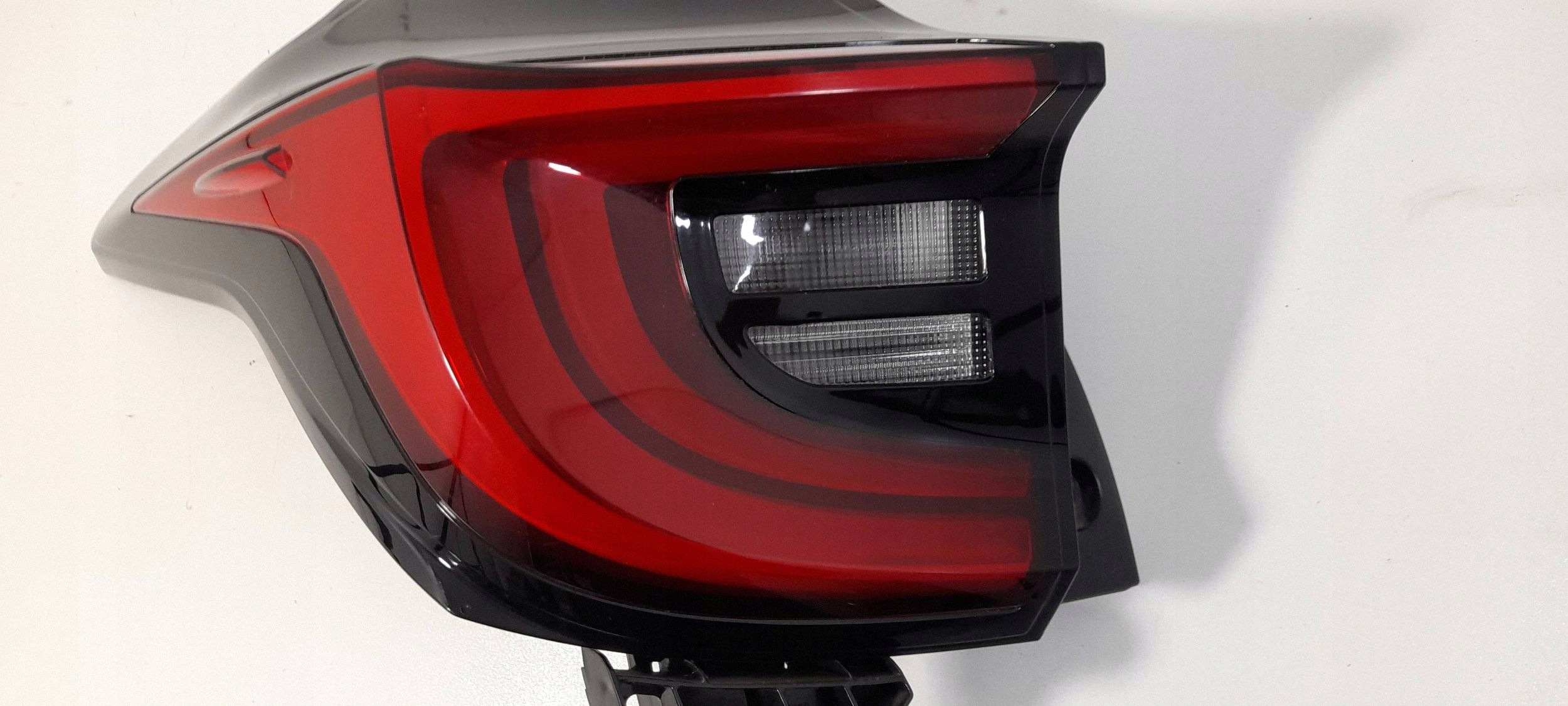 Toyota Yaris XP21 light rear left FULL LED KOITOK012 (R491)