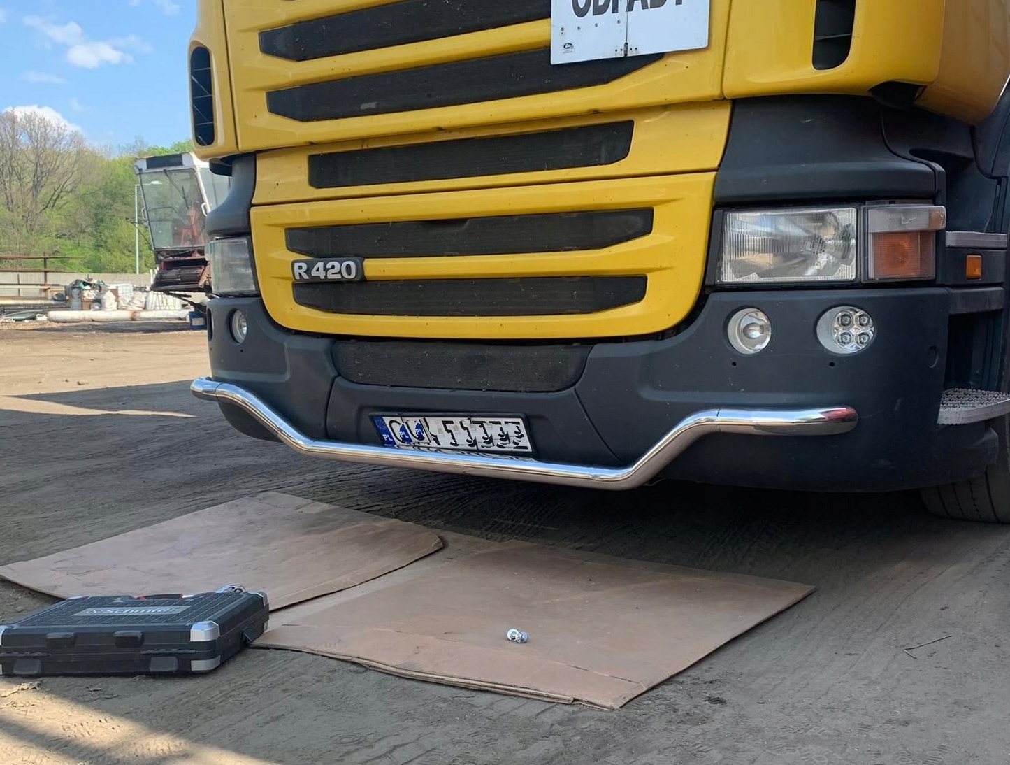 Orurowanie pod zderzak Scania R Series Producent JKS