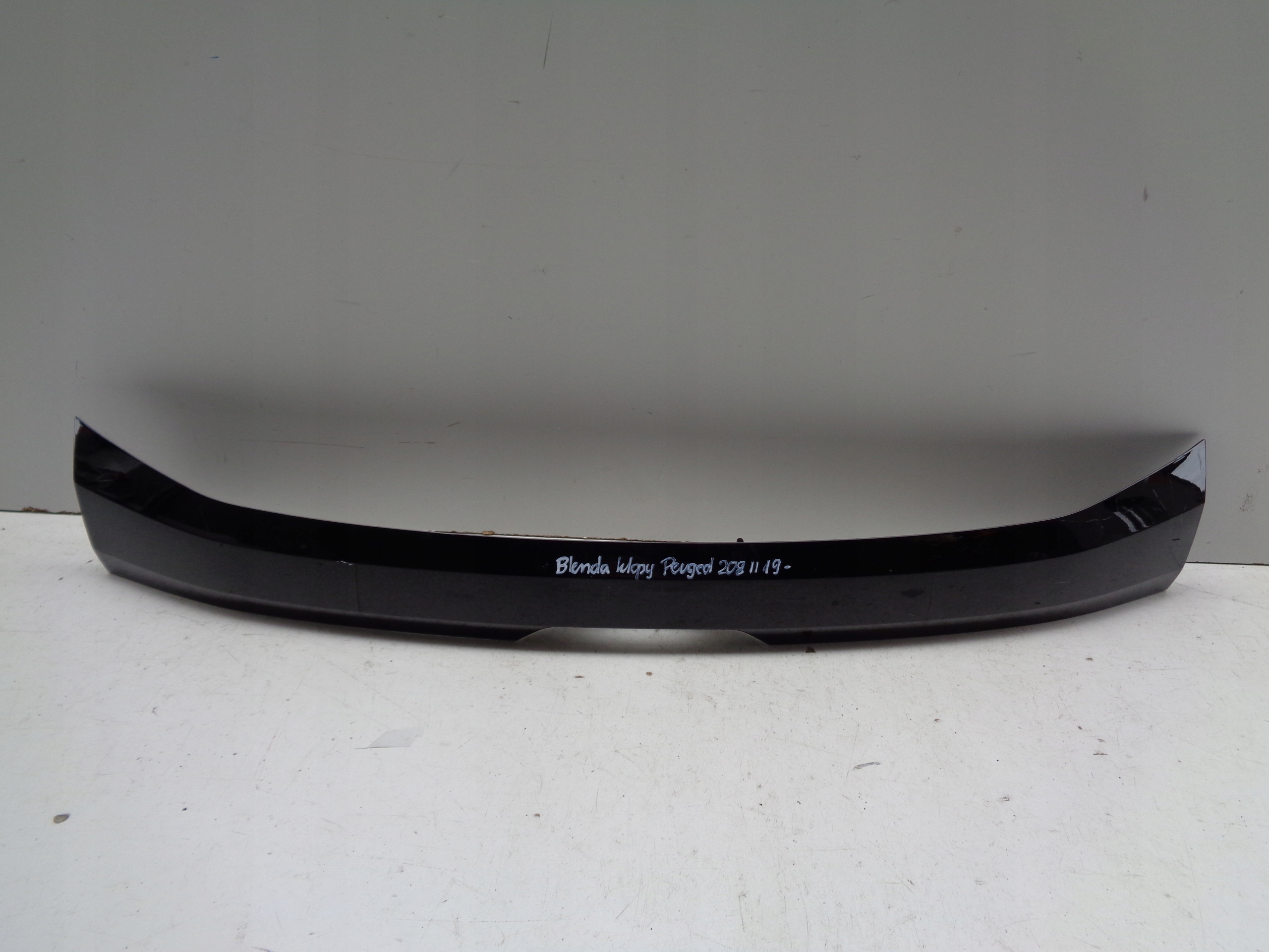 cap moulding bonnet PEUGEOT 208 II 19