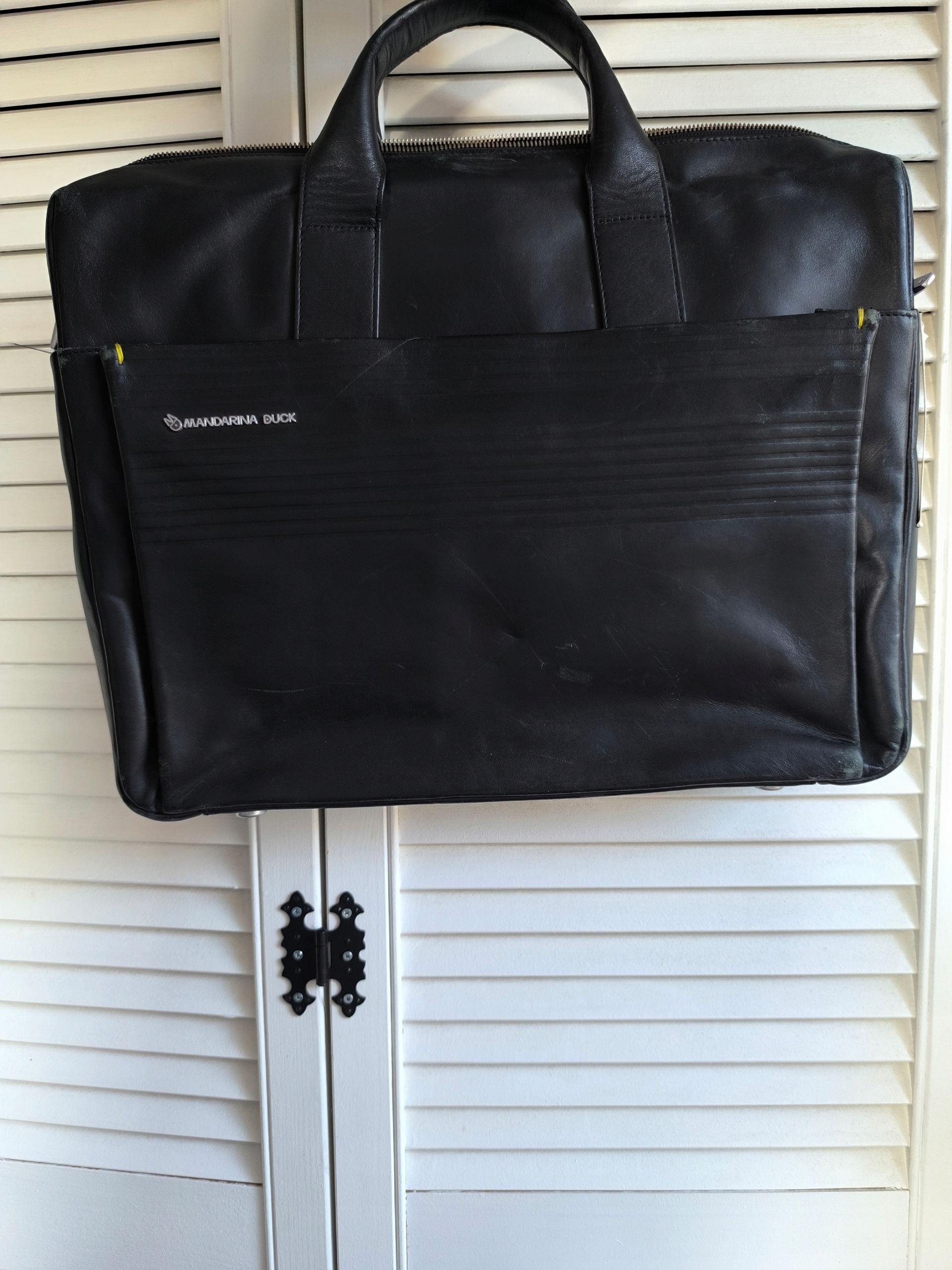 CZARNA SKÓRZANA TORBA NA LAPTOPA MANDARINA DUCK 40 X 33