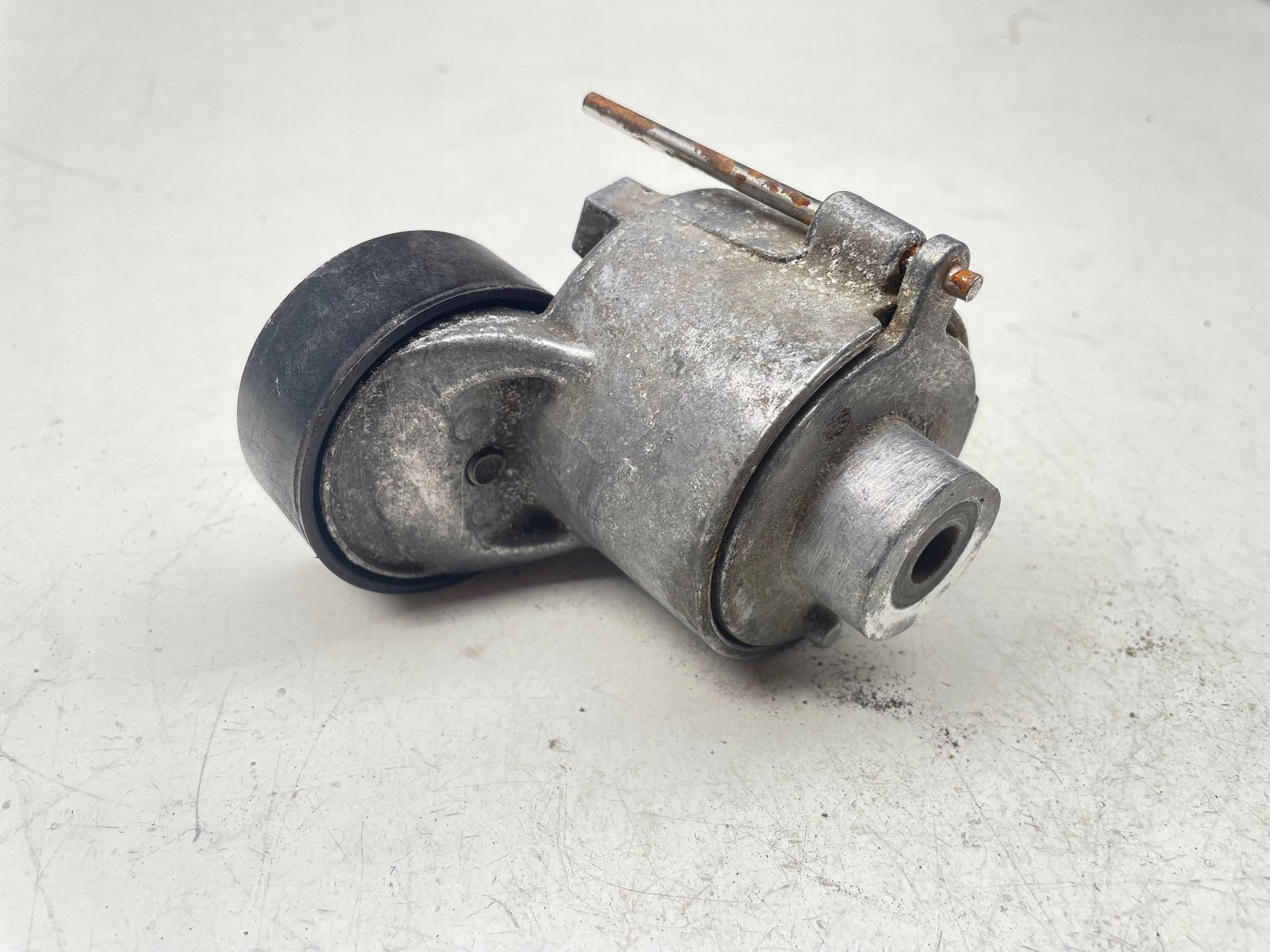 roll adjuster Vw Transporter T6 2.0 TDi 04L145299 !J