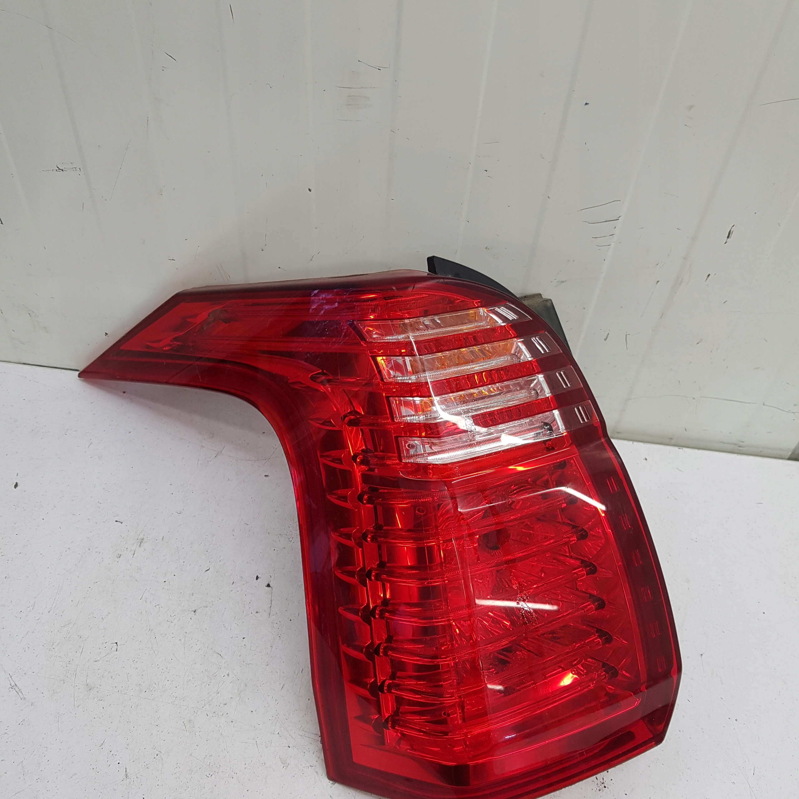 light left rear PEUGEOT 5008 2011