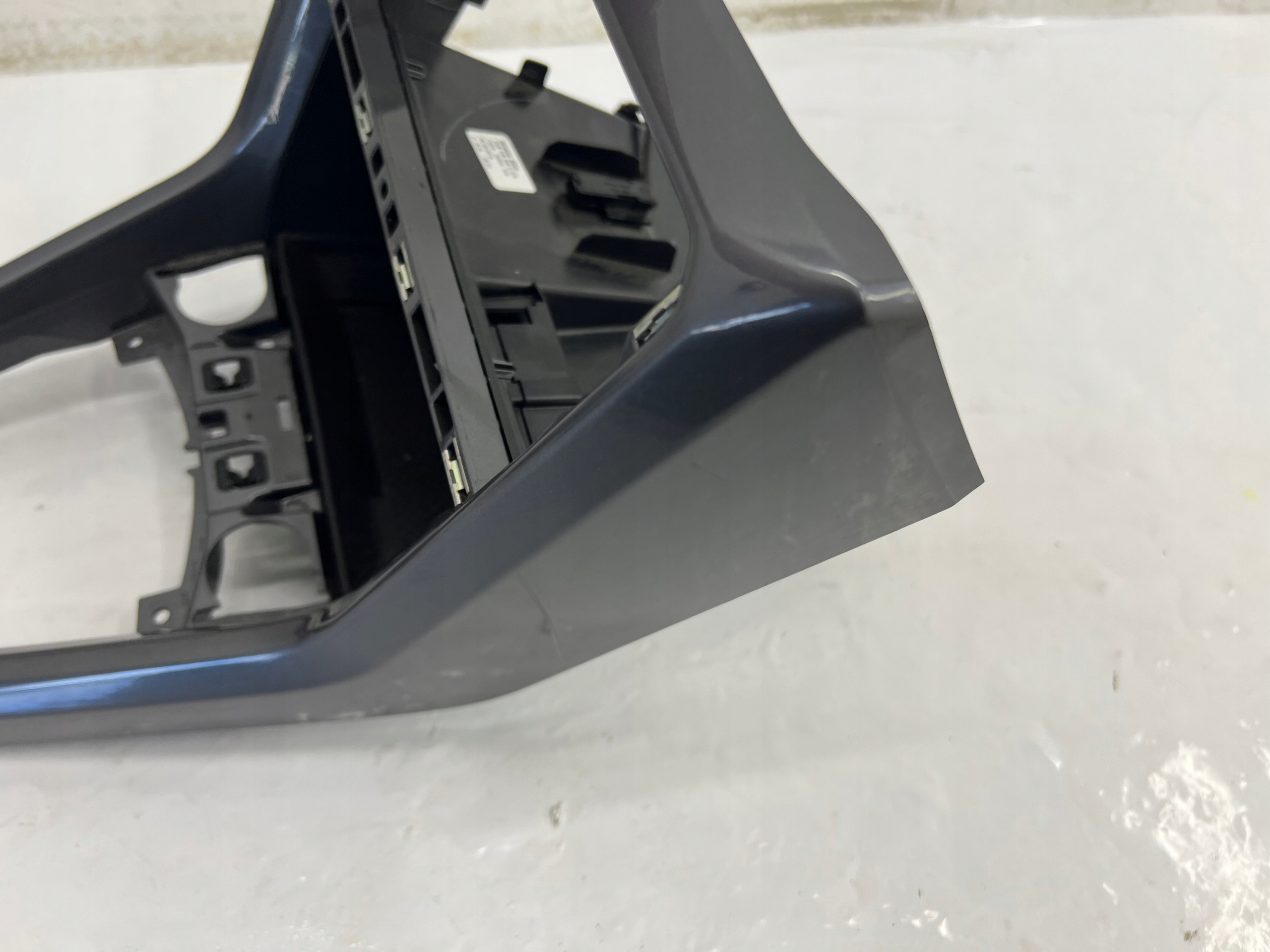 TUNEL PANEL frame EUROPA VW T-CROSS 2GM863680C