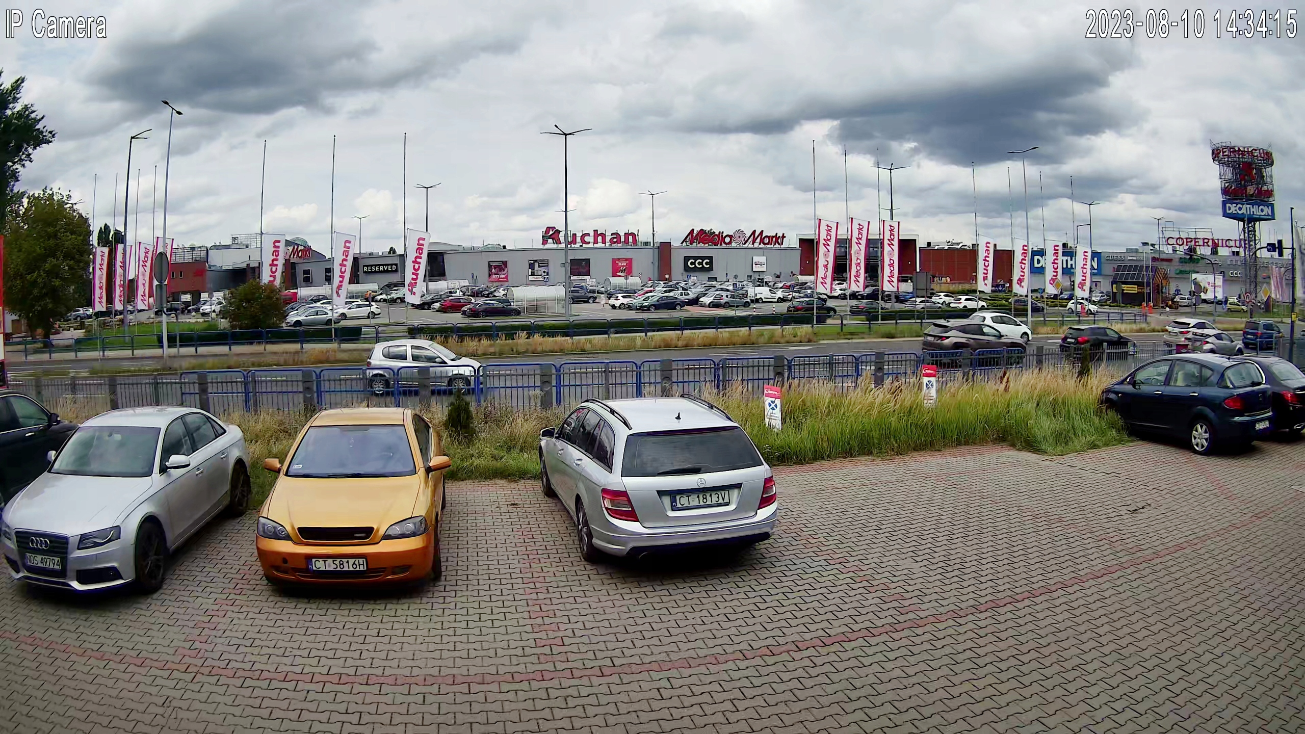 CZARNA ZEWNĘTRZNA KAMERA WIFI OBROTOWA BEZPRZEWODOWA 4K 8X ZOOM 8Mpx AUDIO Rodzaj wewnętrzna zewnętrzna