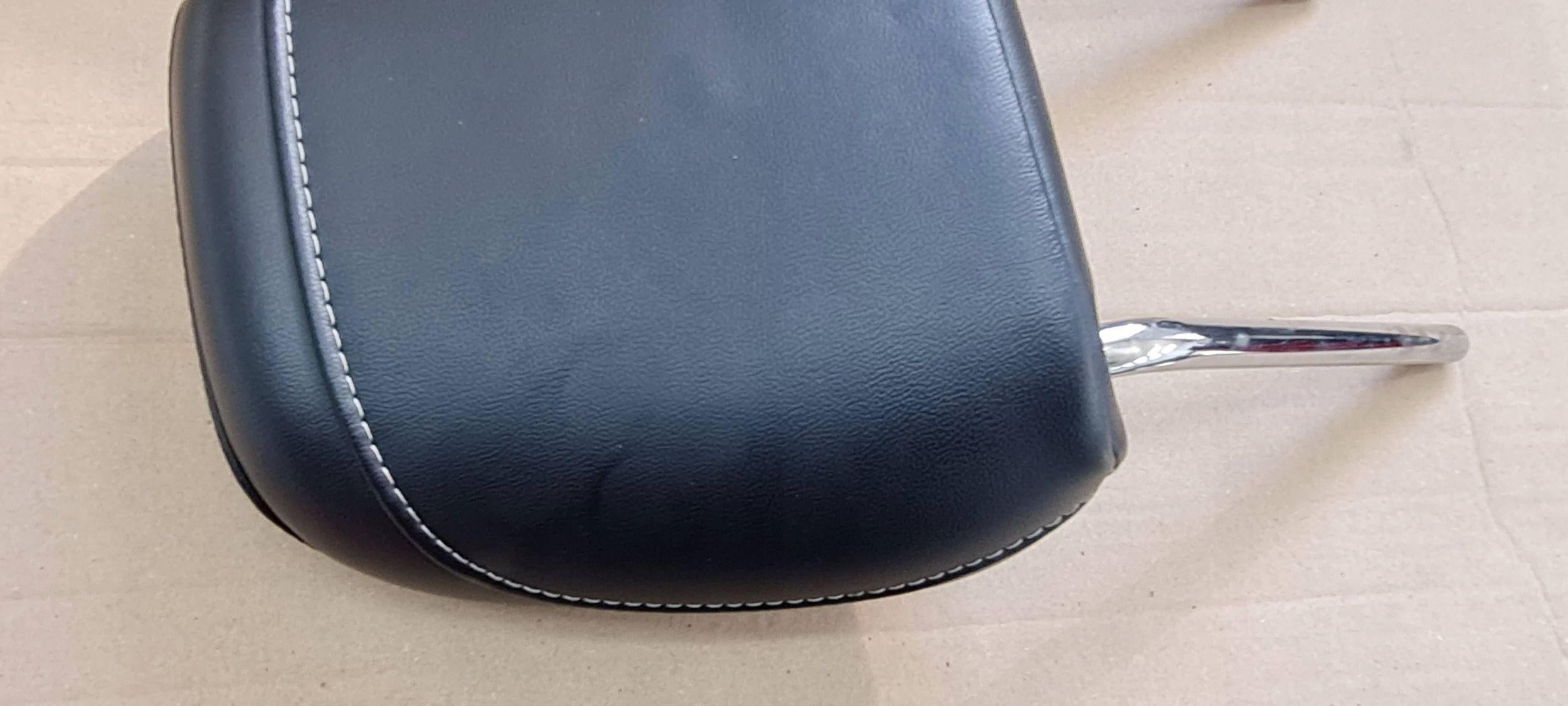 Jeep Grand Cherokee WL 2022 rest seat front front leather black