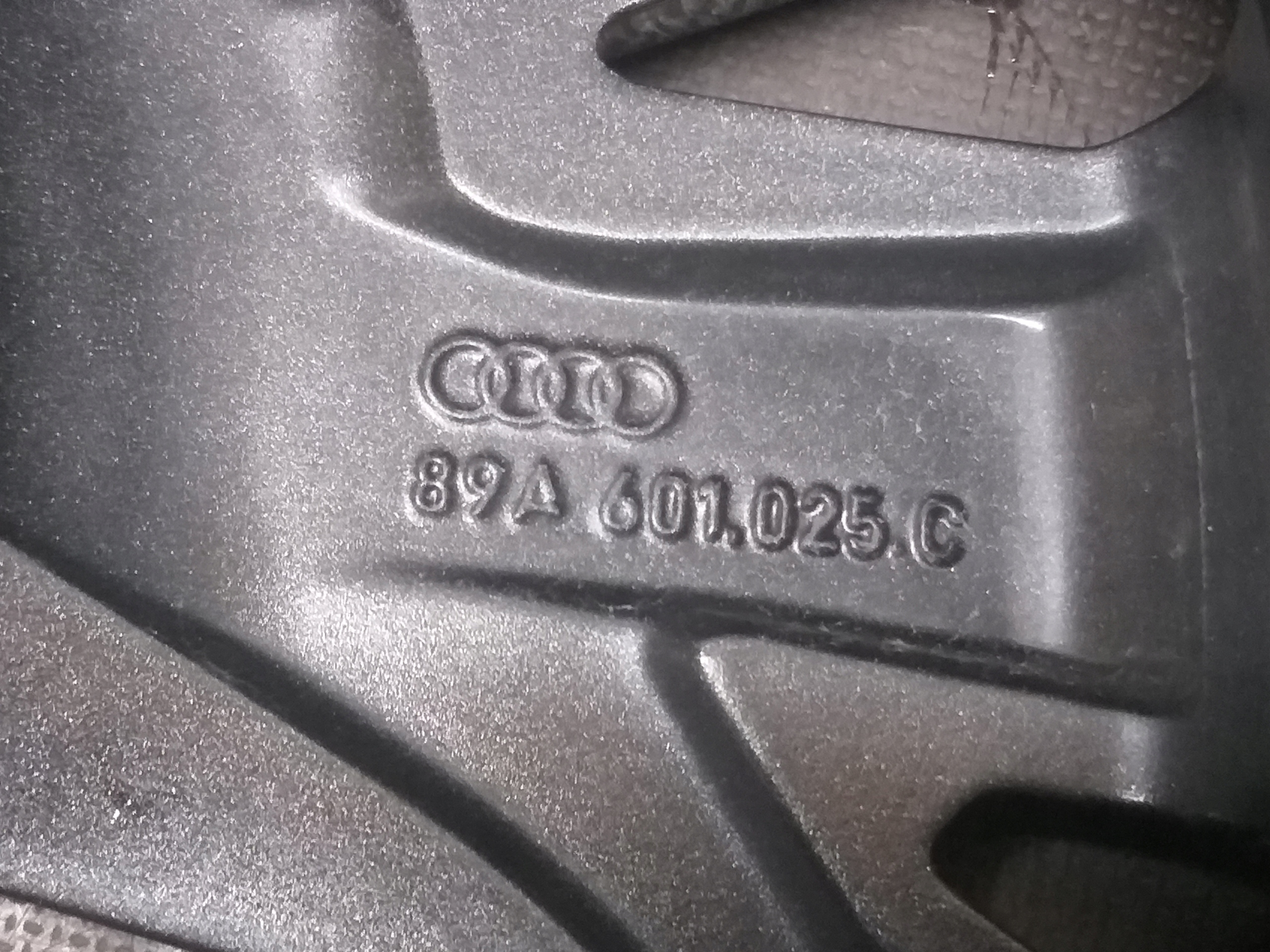 disc aluminium AUDI Q4 E TRON 8J 19" ET45 5X112 89A601025C