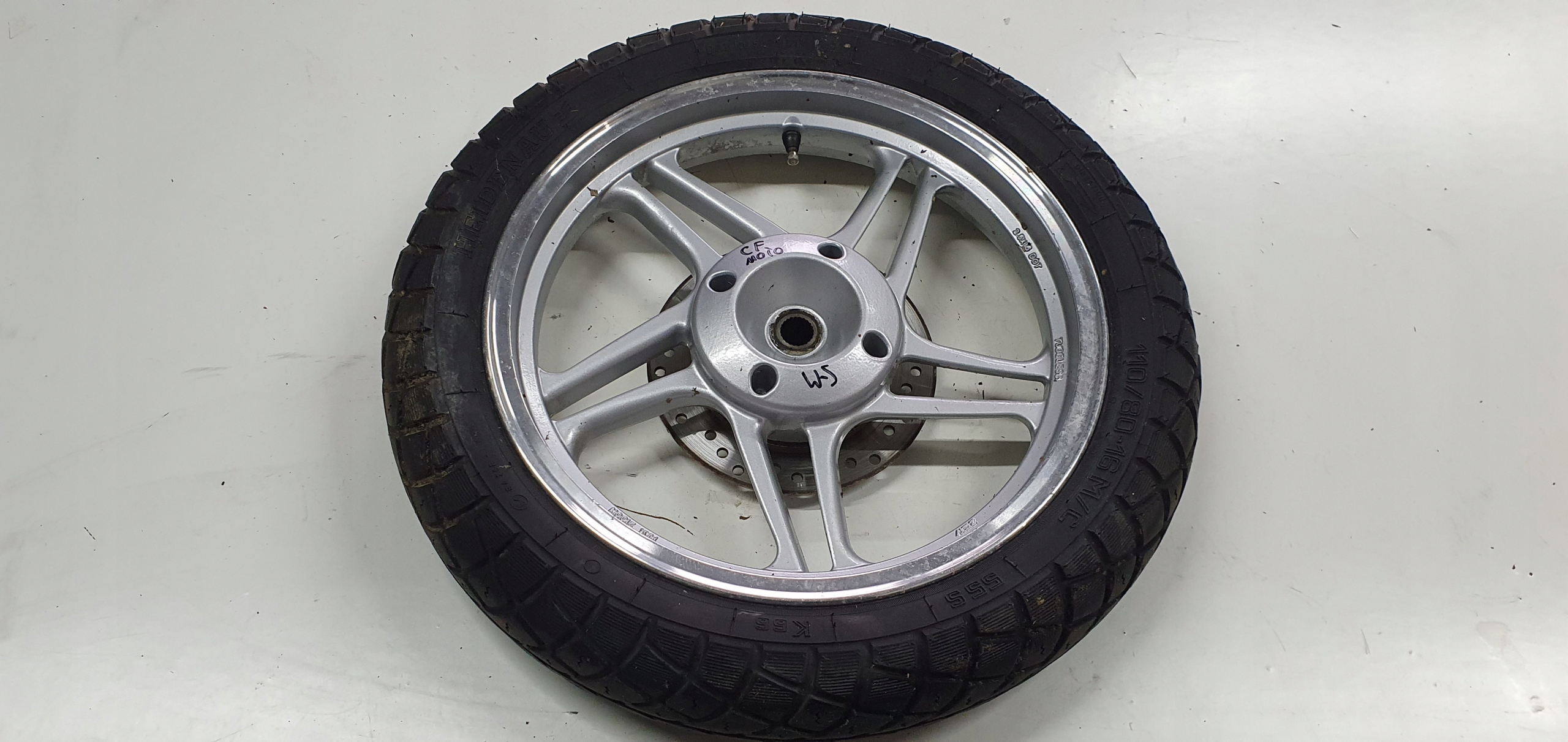 CF MOTO WALLSTREET 125 КОЛЕСО ЗАДНІЙ ОБІД ШИНИ 16