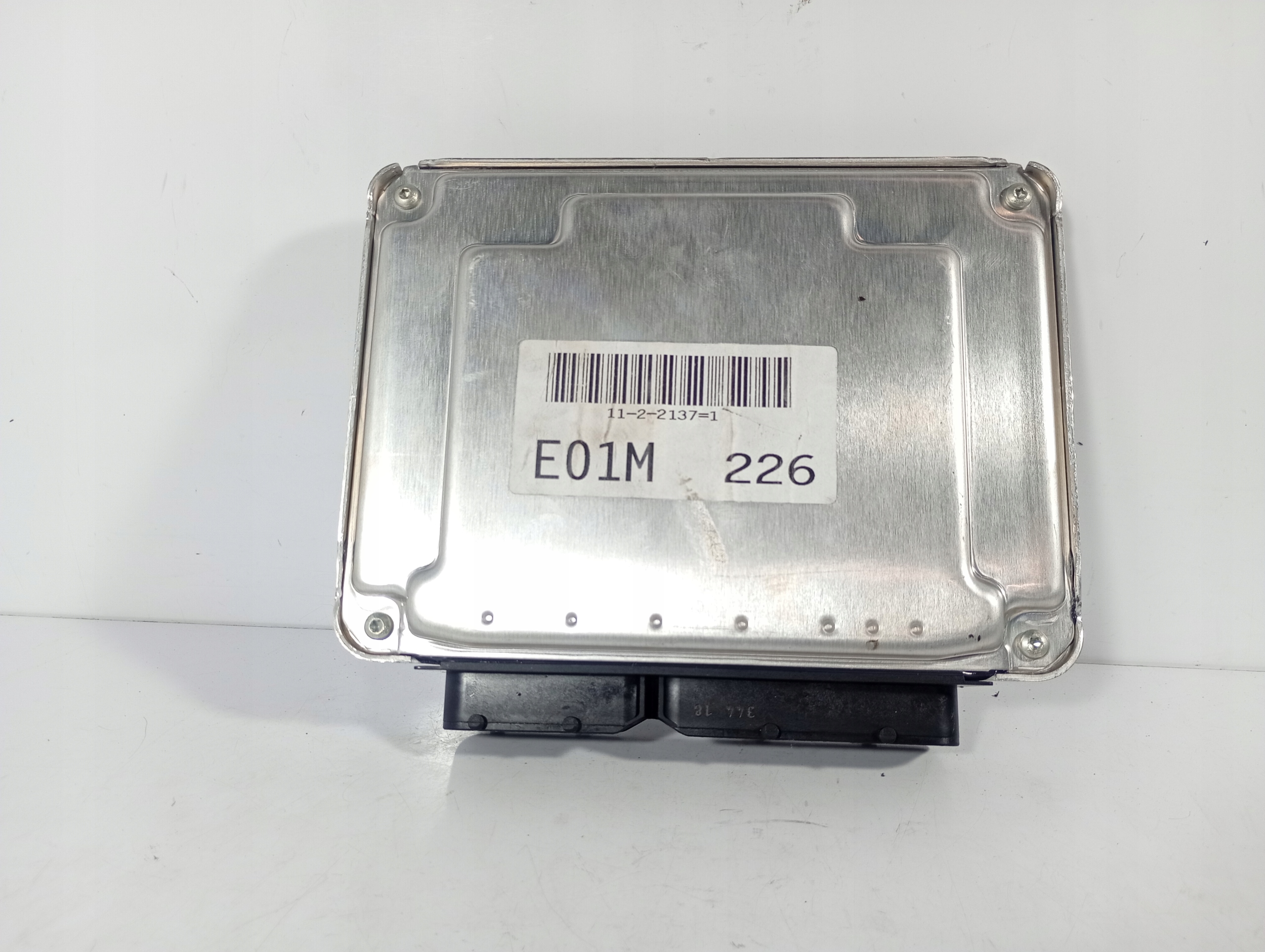 Audi A6 C5 97-04 computer control unit of the engine OE 8E0907401M