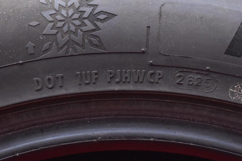 tyre tyres 2 SZT NEOLIN ZIMA 235/55/18 25R