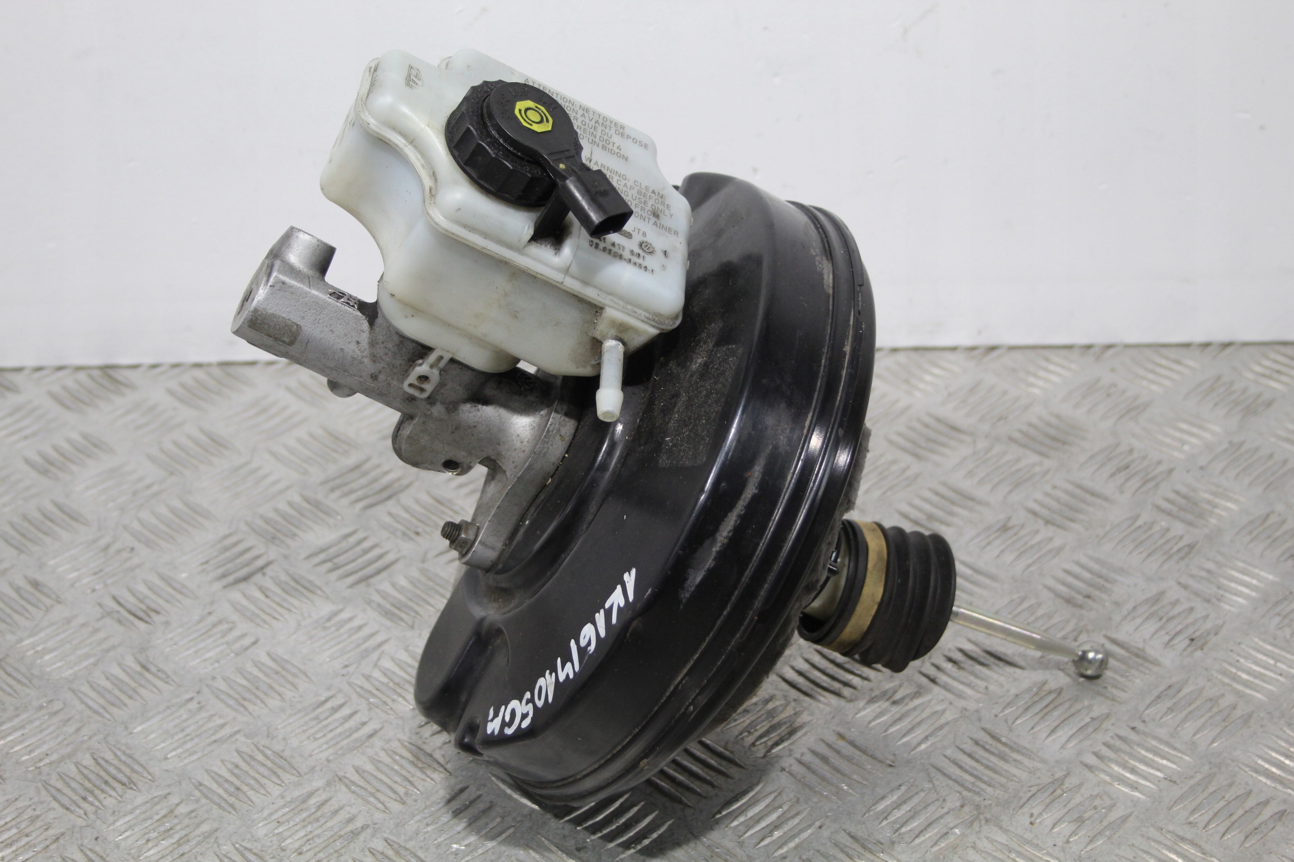 СЕРВОПРИВІД ГОЛОВНИЙ ГАЛЬМІВНИЙ ЦИЛІНДР 1K1614105CM