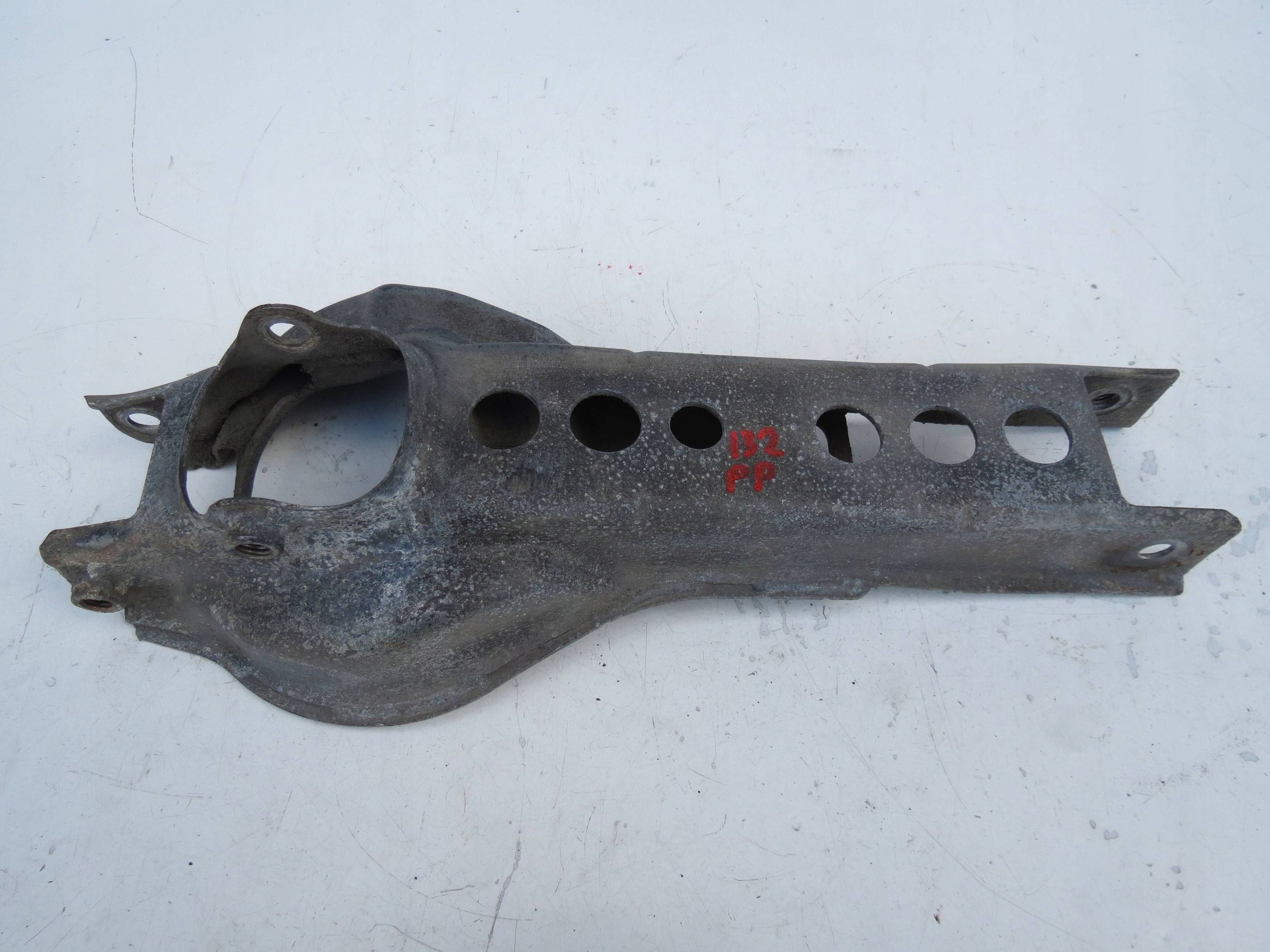 arm right front VOLVO S60 and 2.4 B 140KM R5 2001r