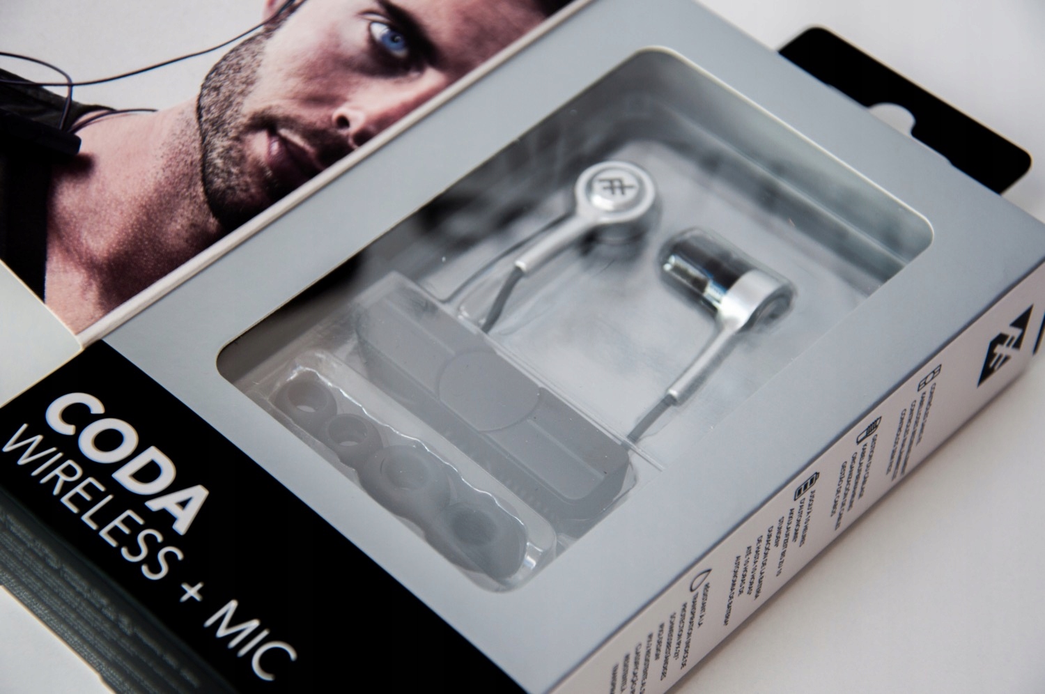 Słuchawki iFrogz bezprzewodowe z mikrofonem Model Coda