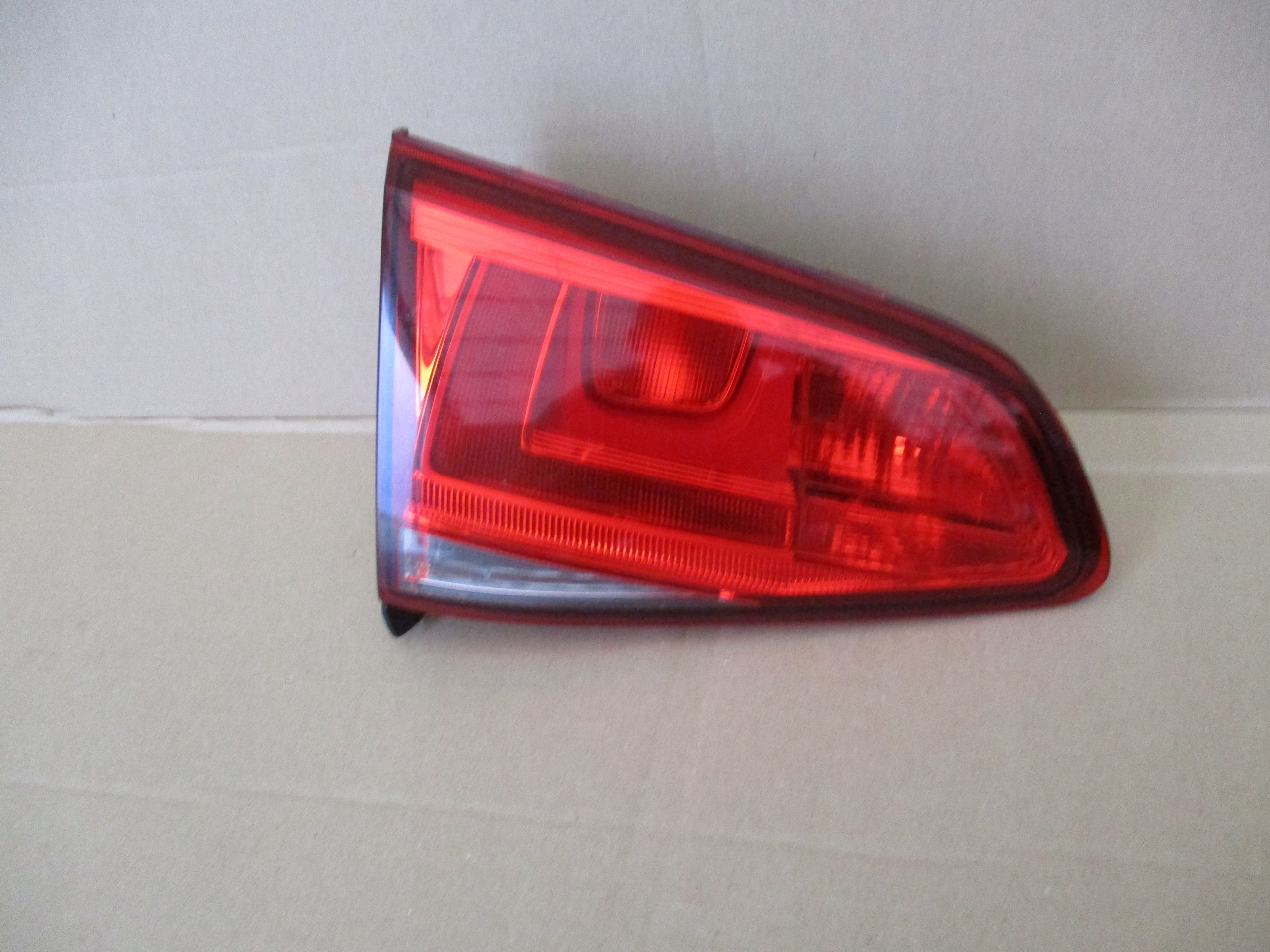 light left rear part to the bonnet VW Golf VII 7 5G0945093AC