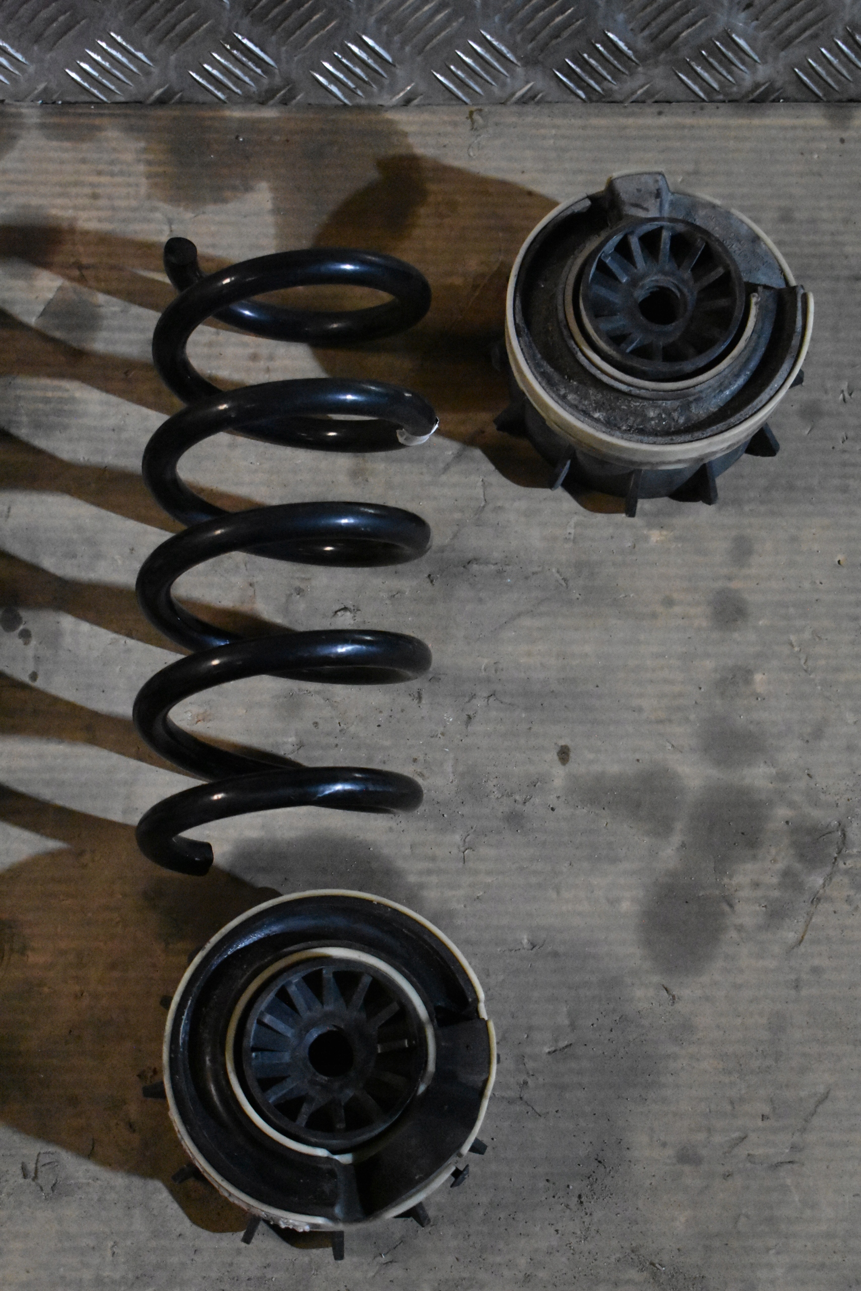 IDEALNE springs rear part rear. PORSCHE PANAMERA 971 1