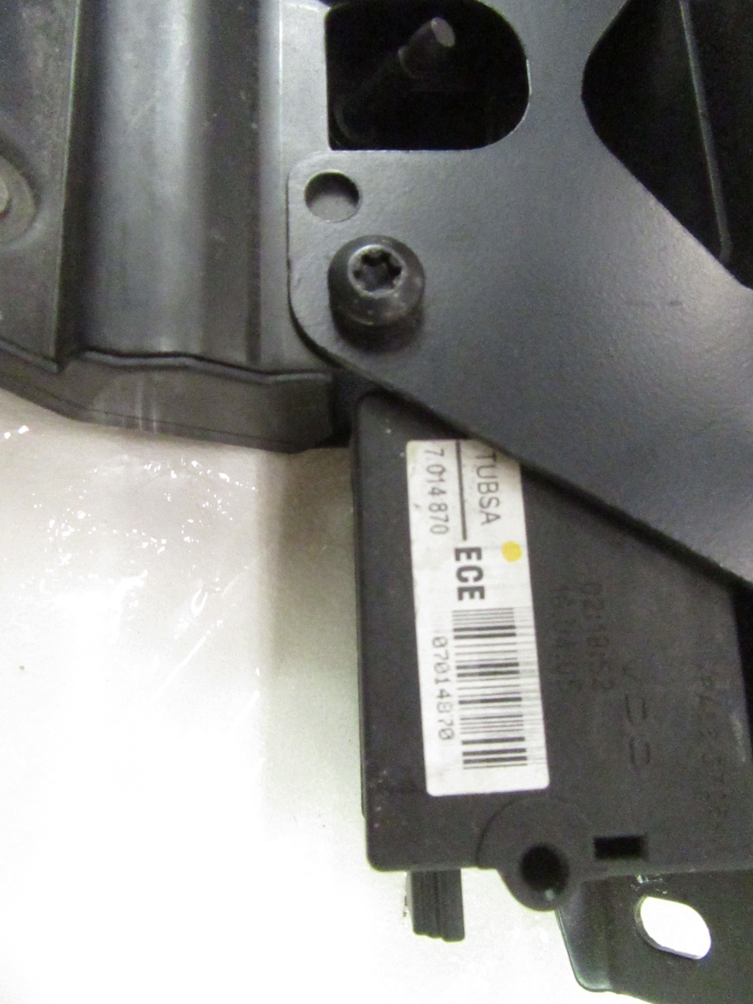 lock of the rear bonnet boot BMW 5 e61 KOMBI e71 X6