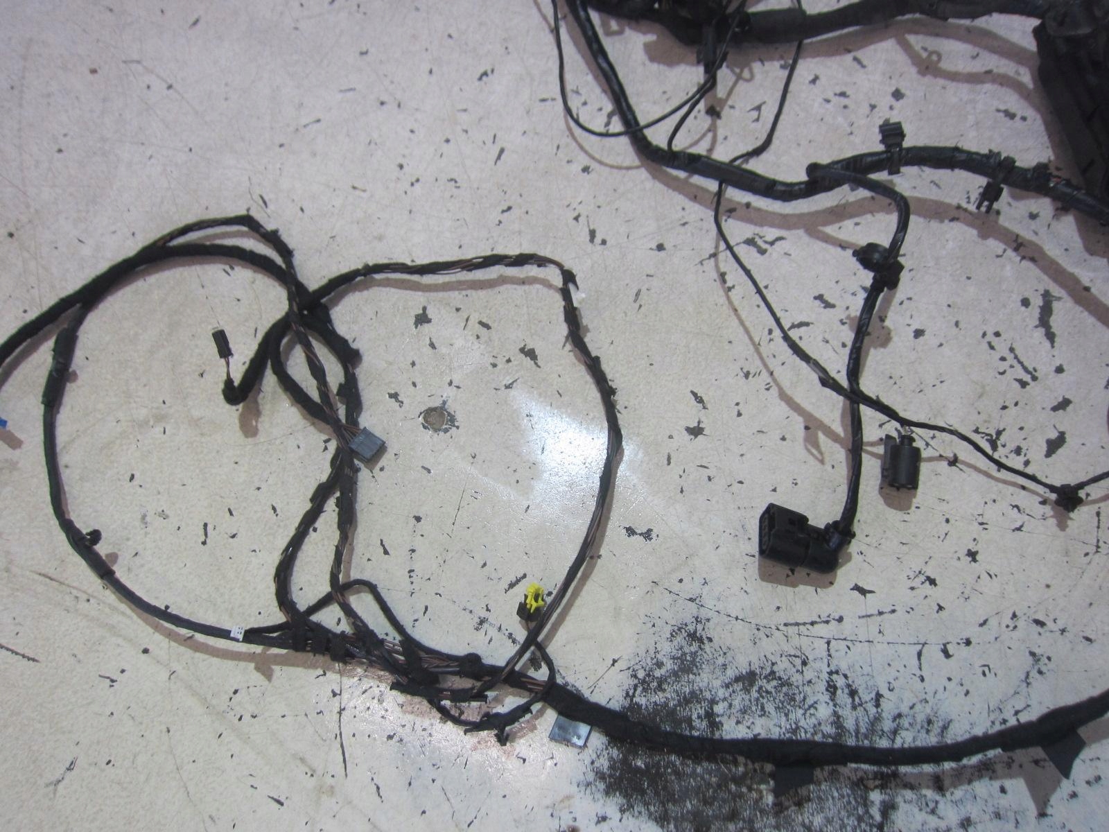 BMW X1 F48 USA bundle lights LED left front wiring cables 6821867