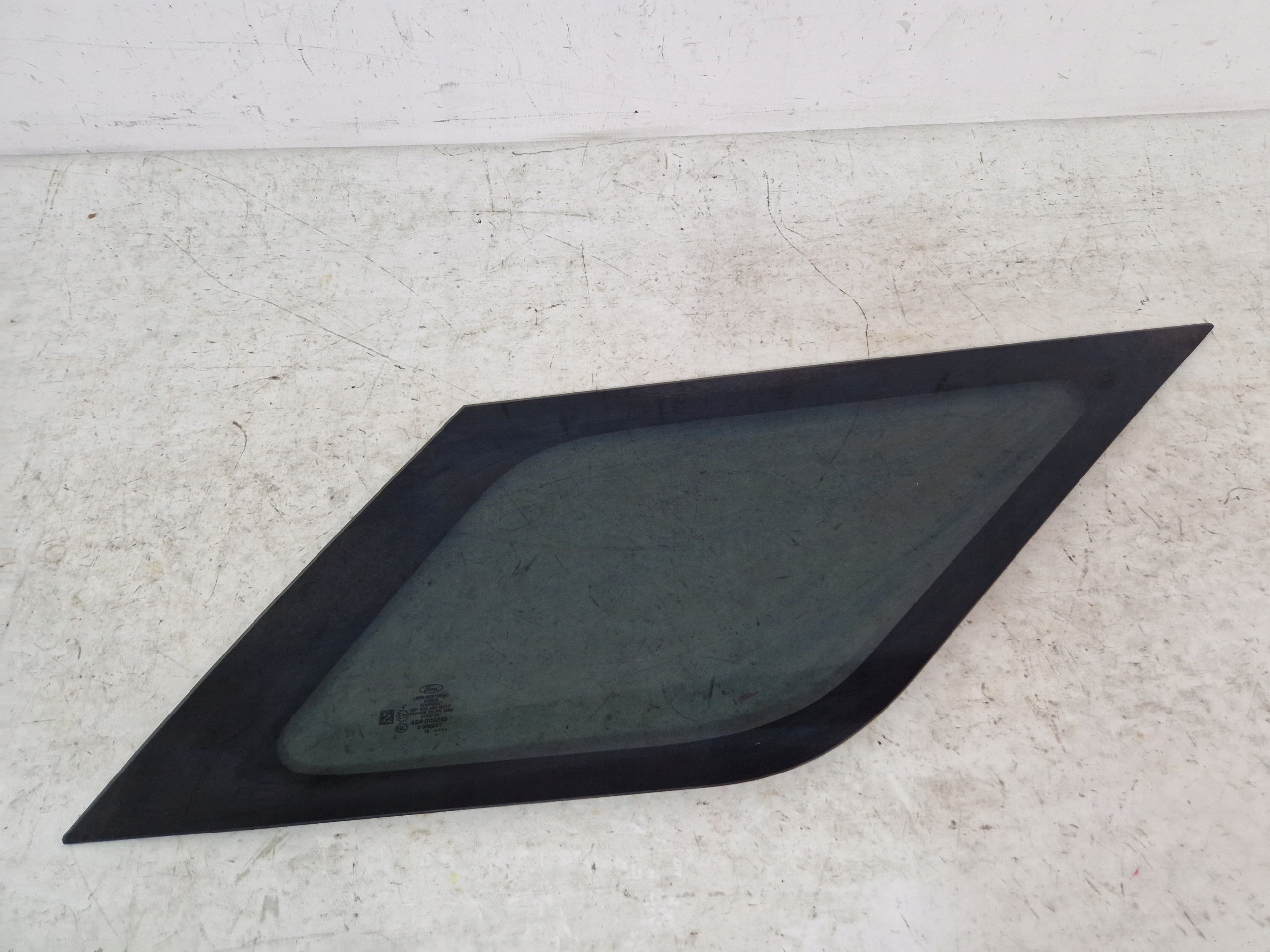 FORD EXPLORER VI 2020- window bodywork rear part rear right left