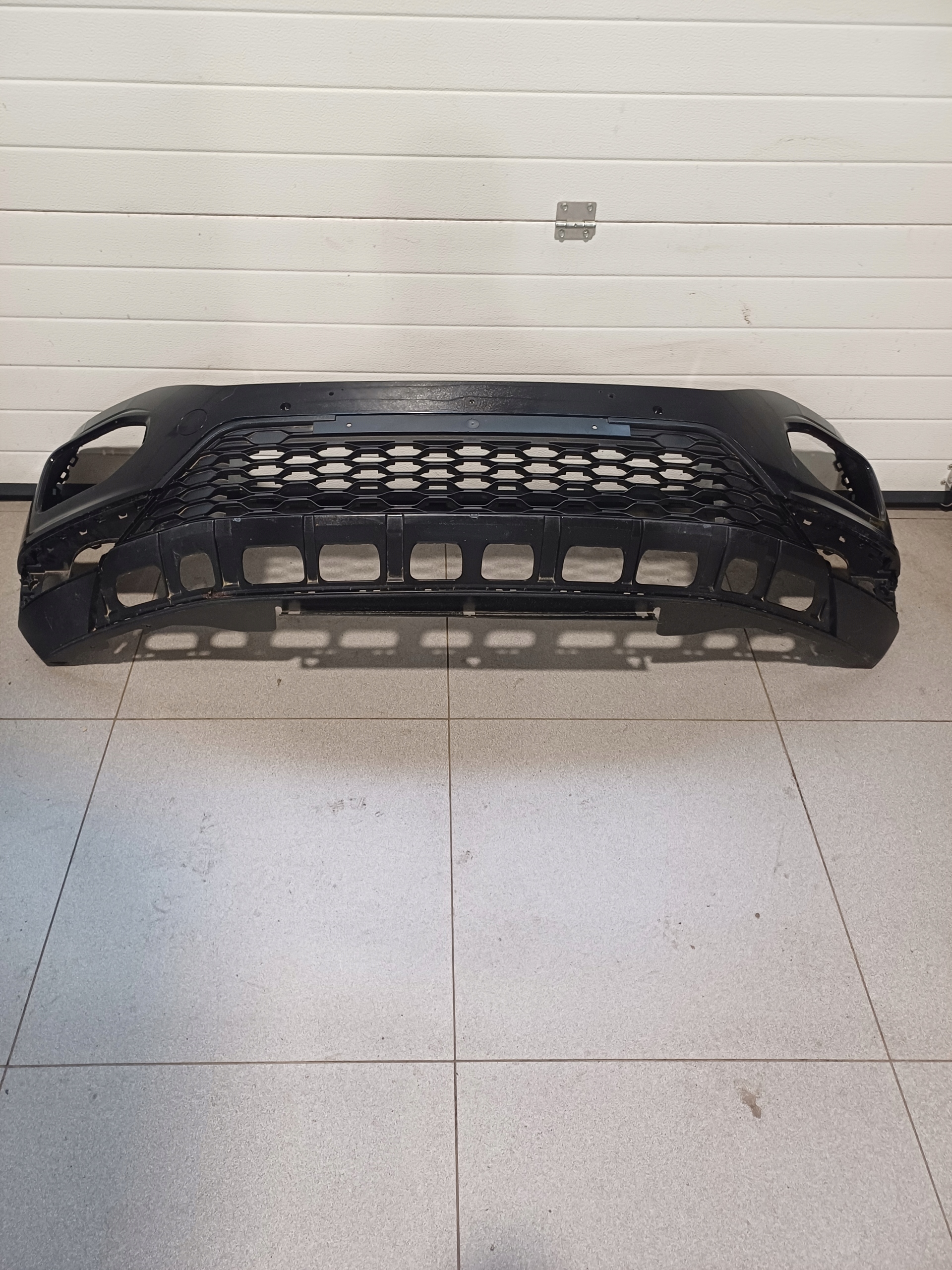 bumper front front VW T- ROC 17-21R 2GA807221J 2 X PDC