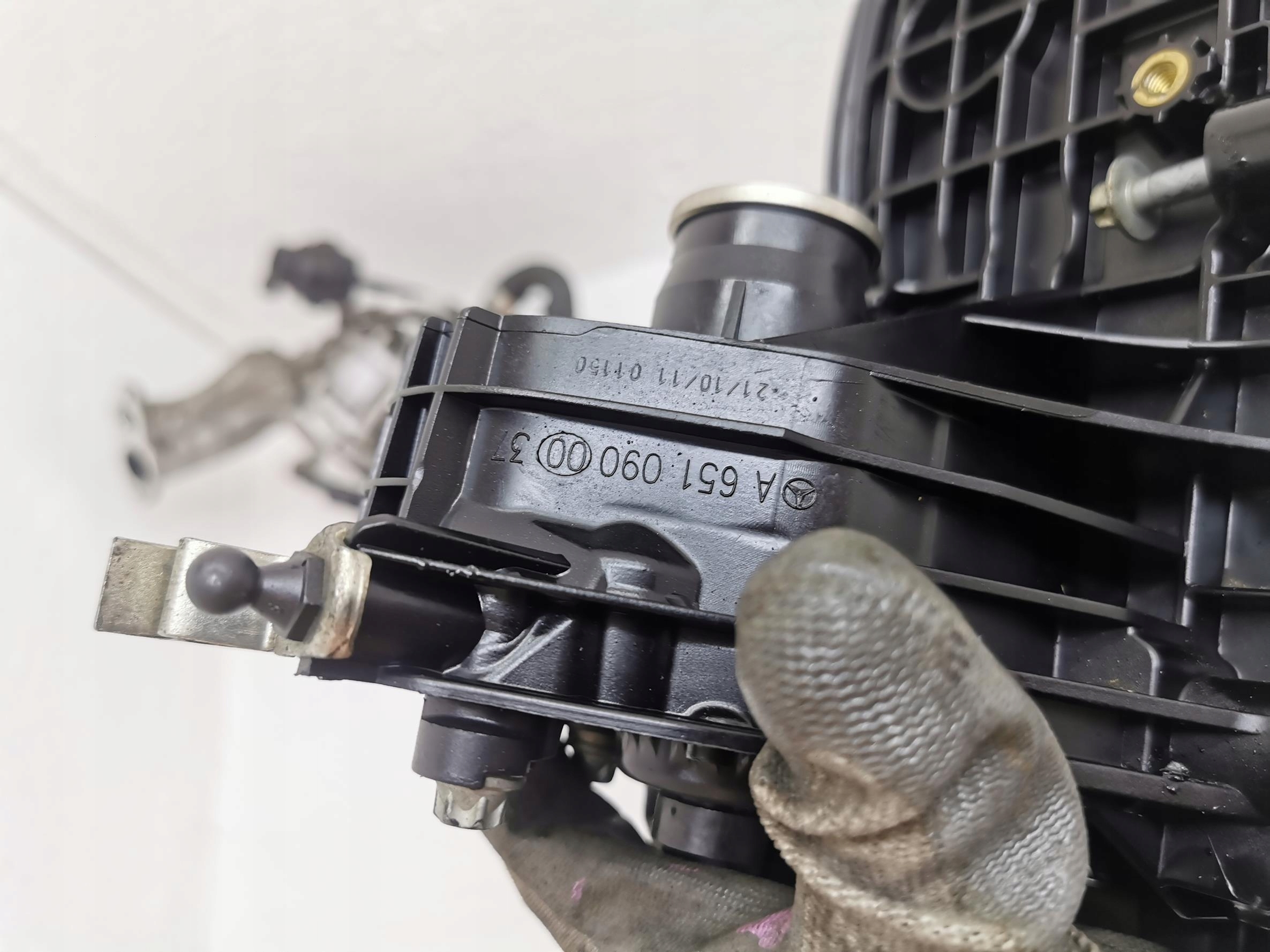 intake manifold MERCEDES E-KLASA W212 A6510900037