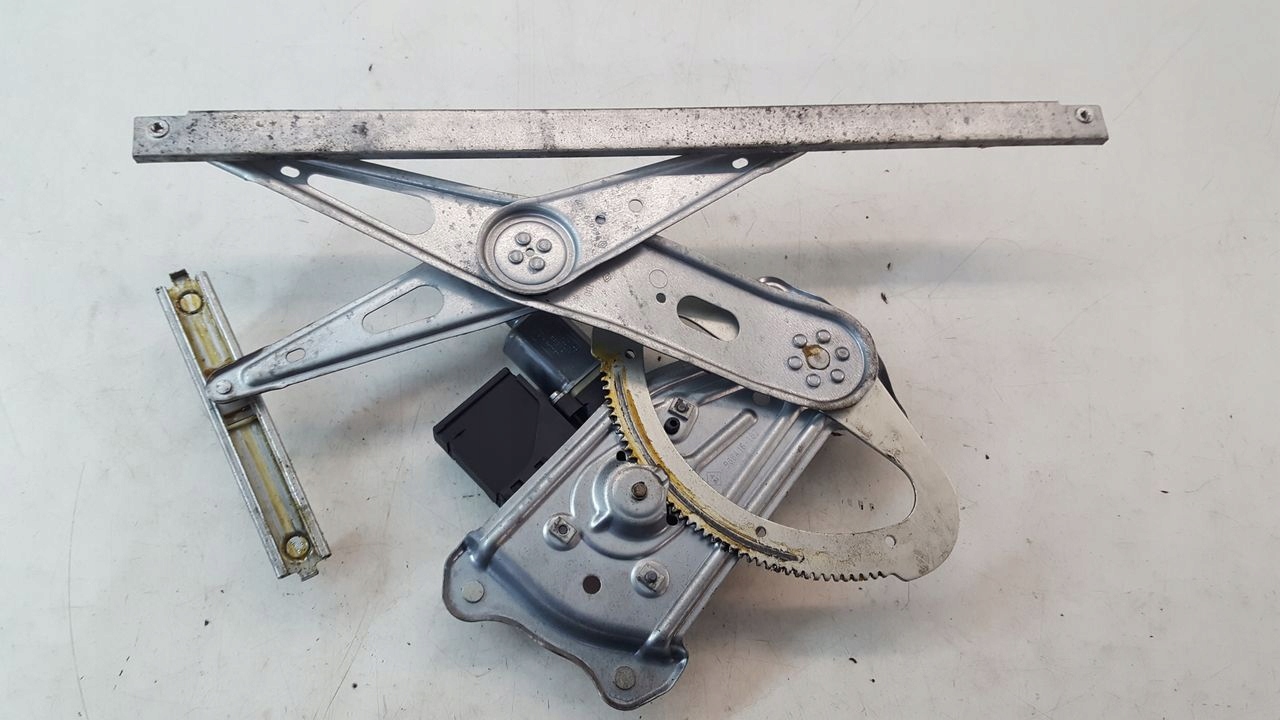 window regulator right front Renault Megane III 1,5