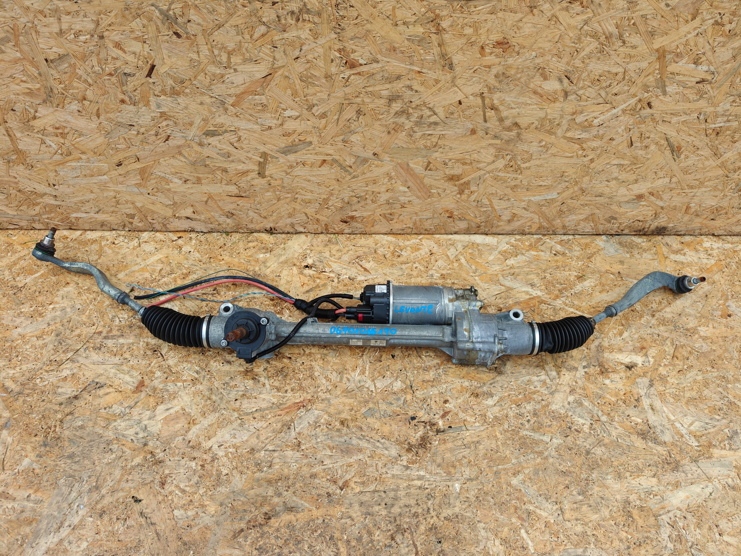 control drag rod servo steering MASERATI LEVANTE M161 06701066170