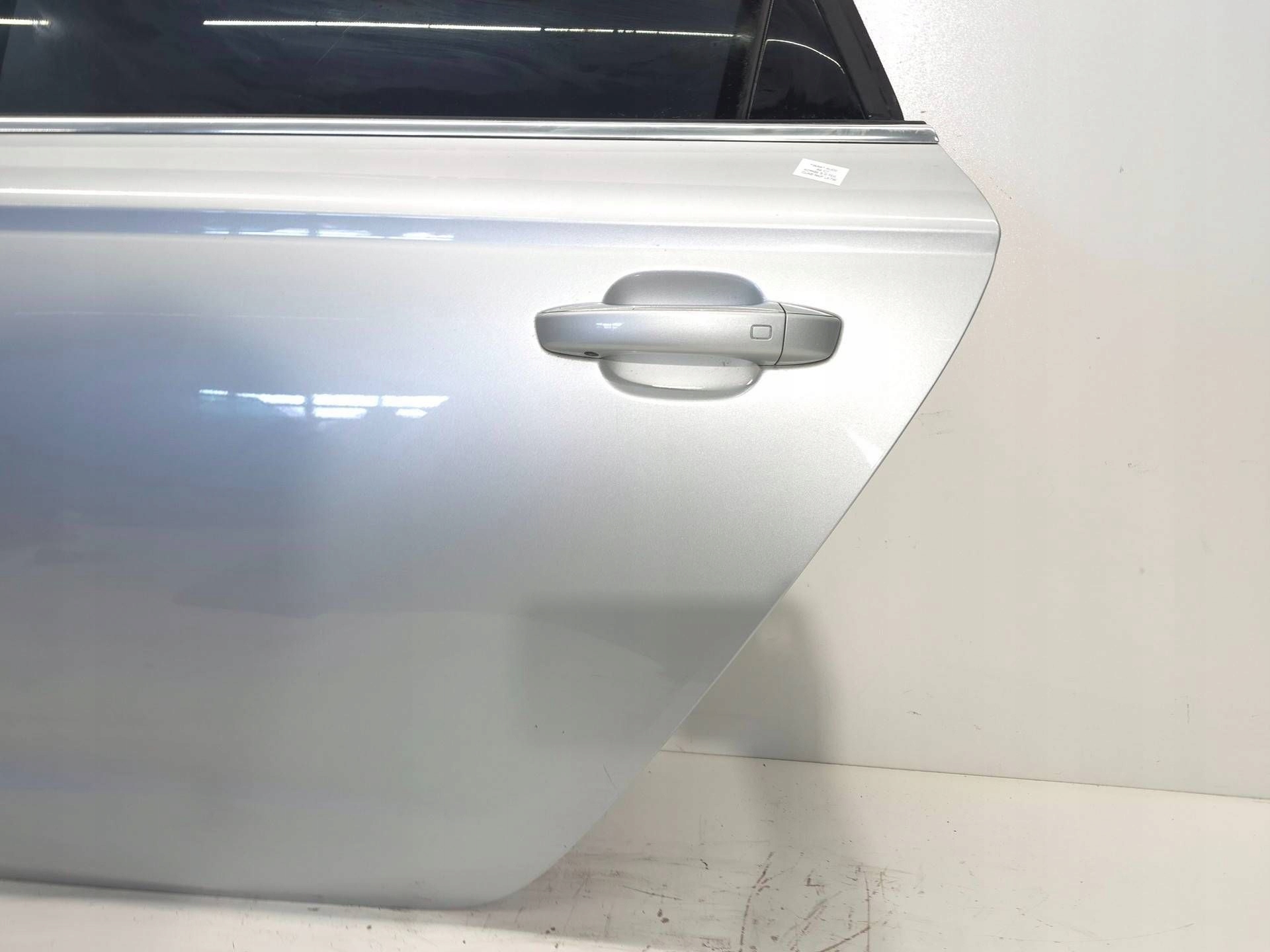 door left rear. left rear part AUDI A6 C7 KOMBI LX7W