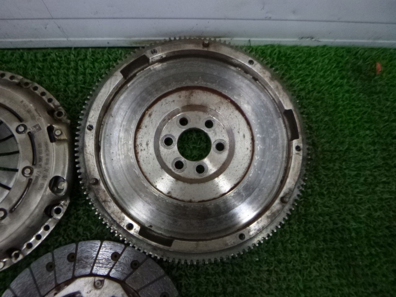 VW AUDI SKODA 1.4 TSI clutch disc pressure plate wheel