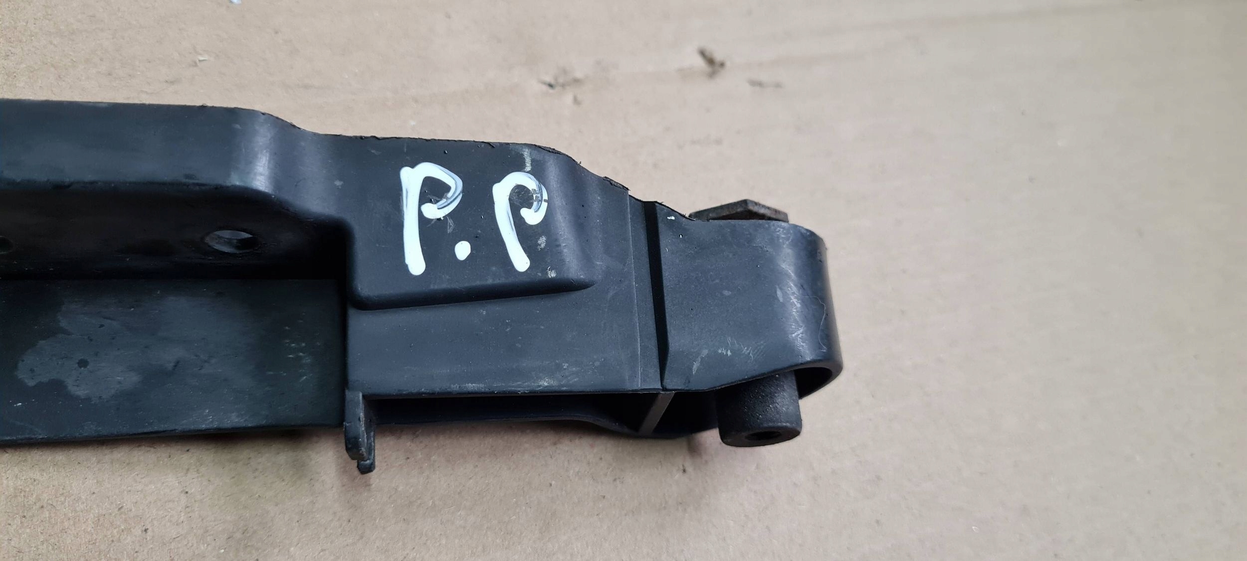 A6 C6 LIFT Support Poignée Support plaque Pare choc Droite Avant 4F0807772